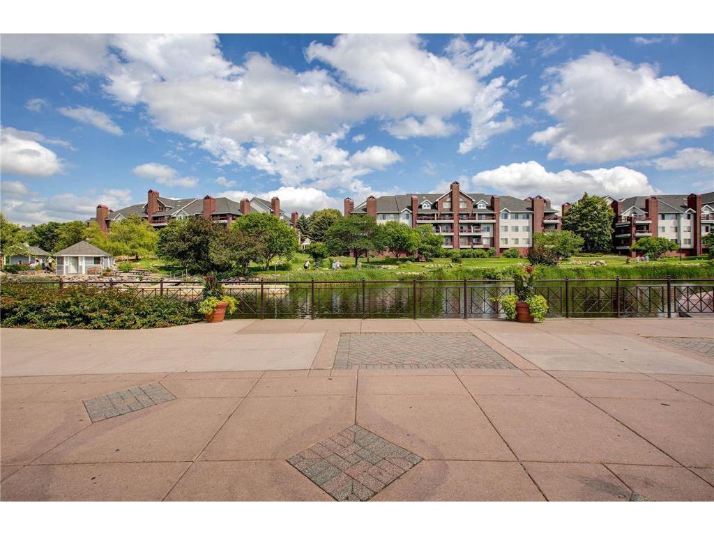 7540 Edinborough Way Unit: 1314