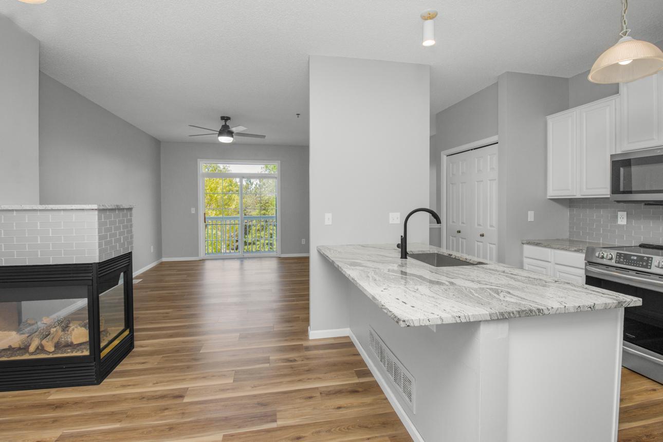 2300 Lower Afton Road E Unit: 315