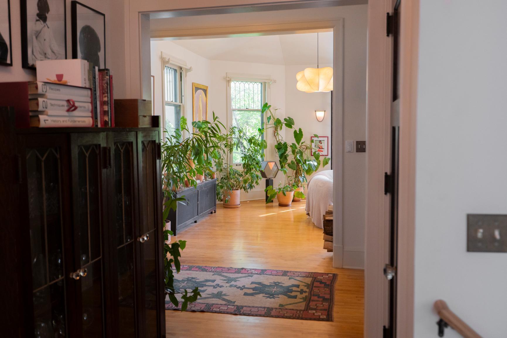 628 Cedar Lake Road S