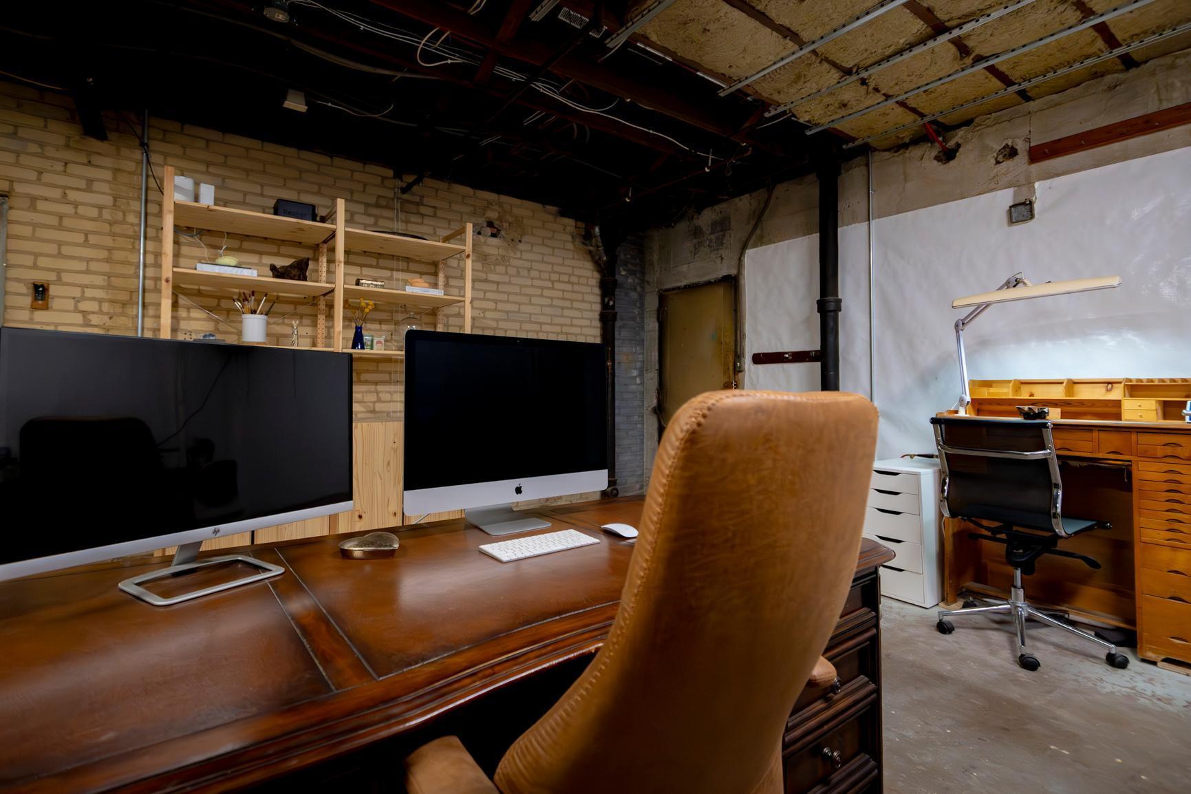 628 Cedar Lake Road S