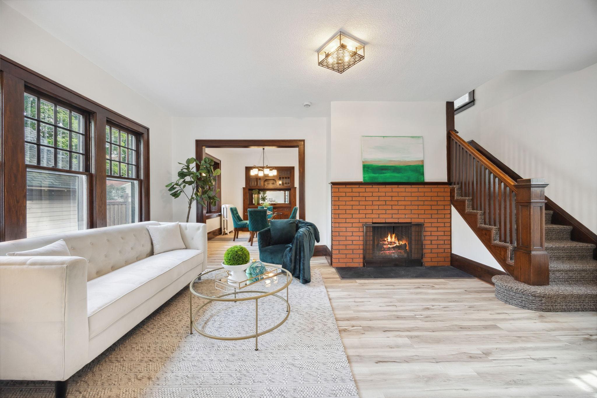 613 W 38th Street