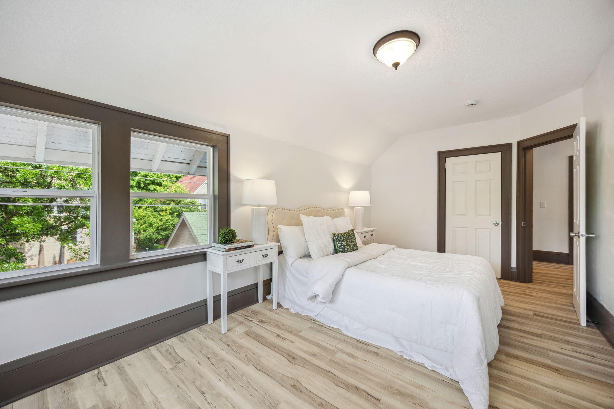 613 W 38th Street