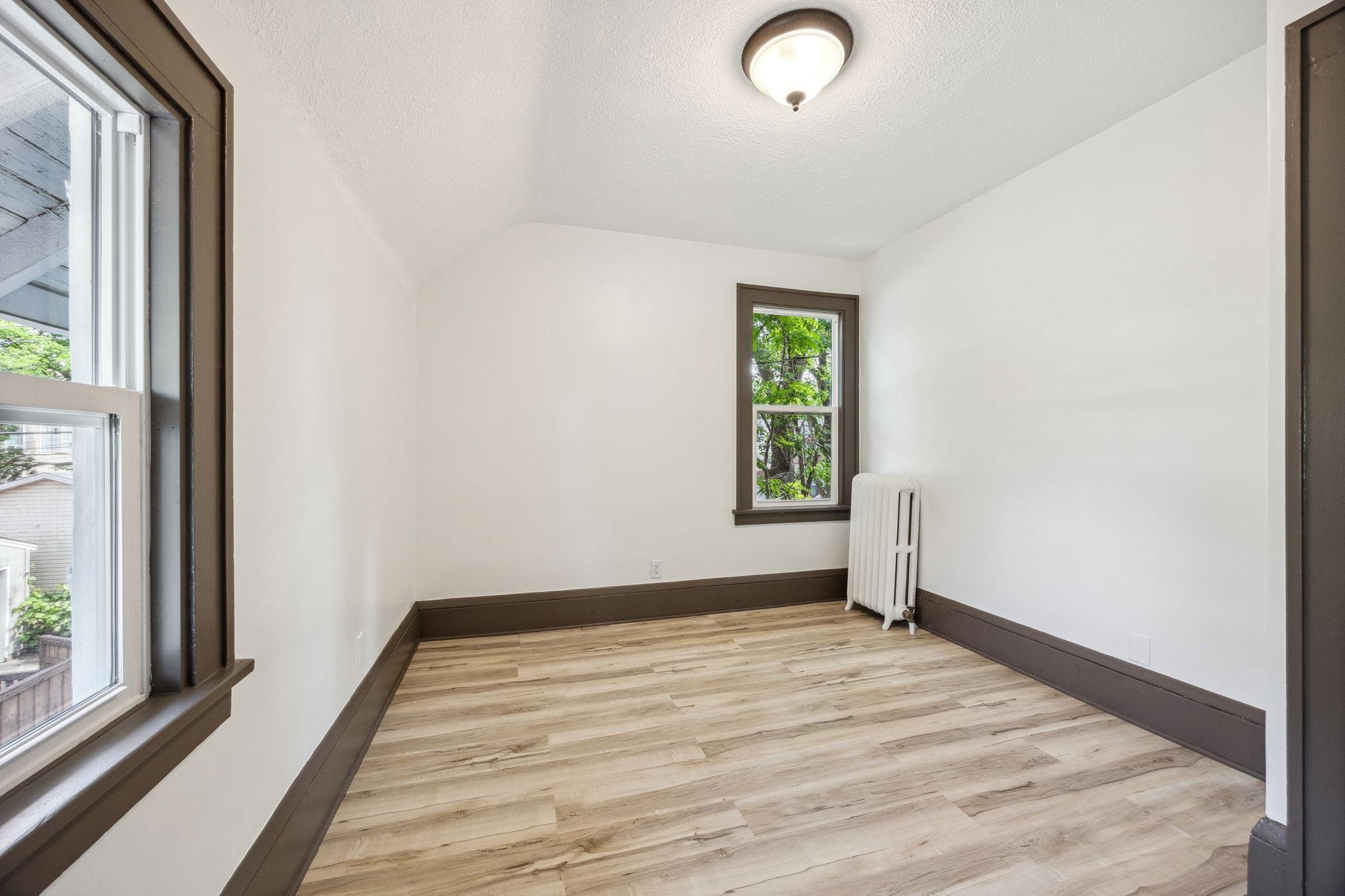 613 W 38th Street
