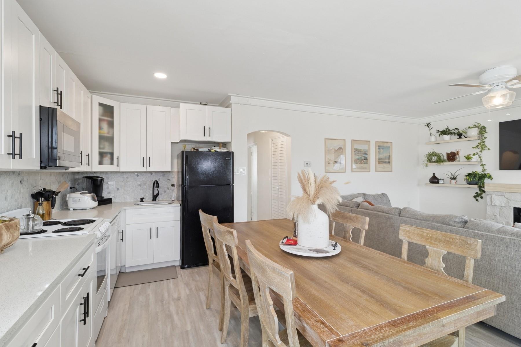 157 E Shore Road