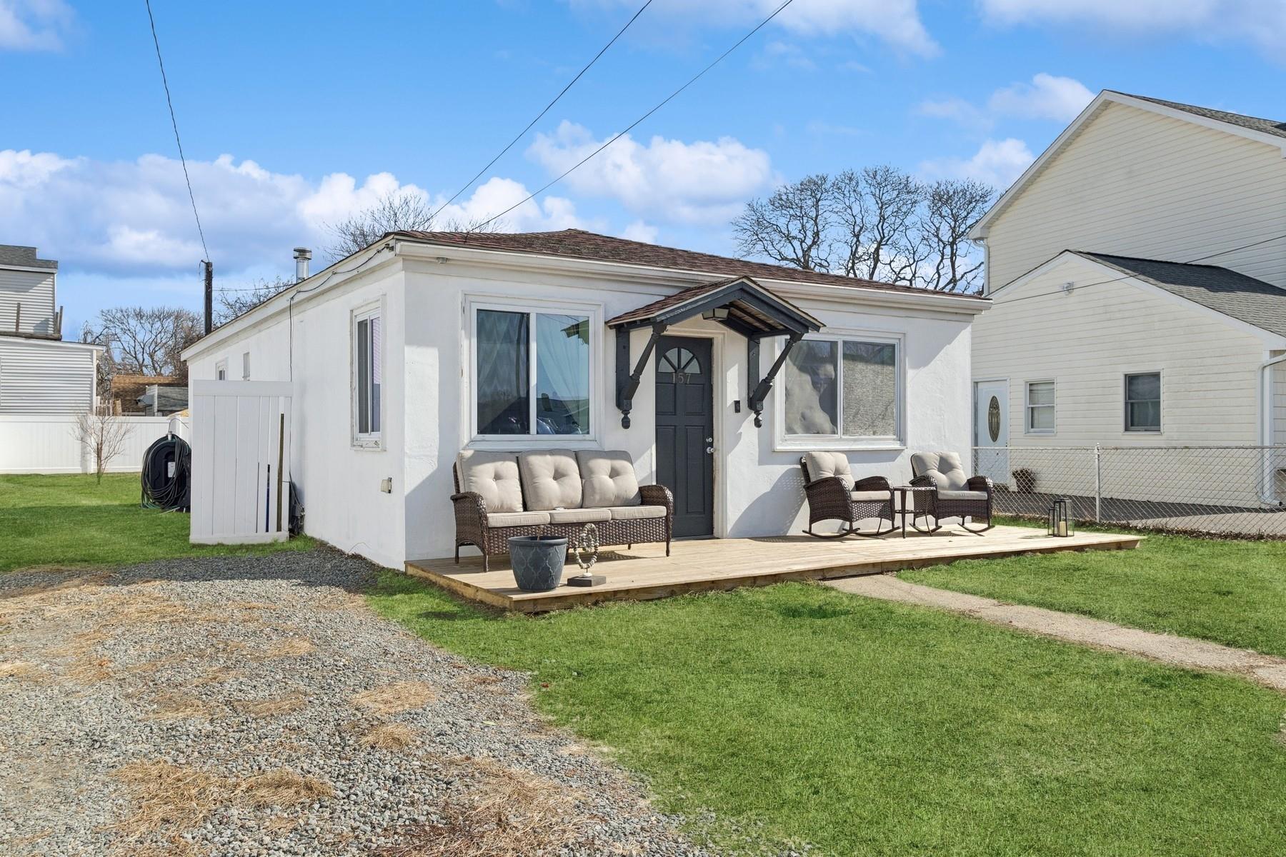 157 E Shore Road