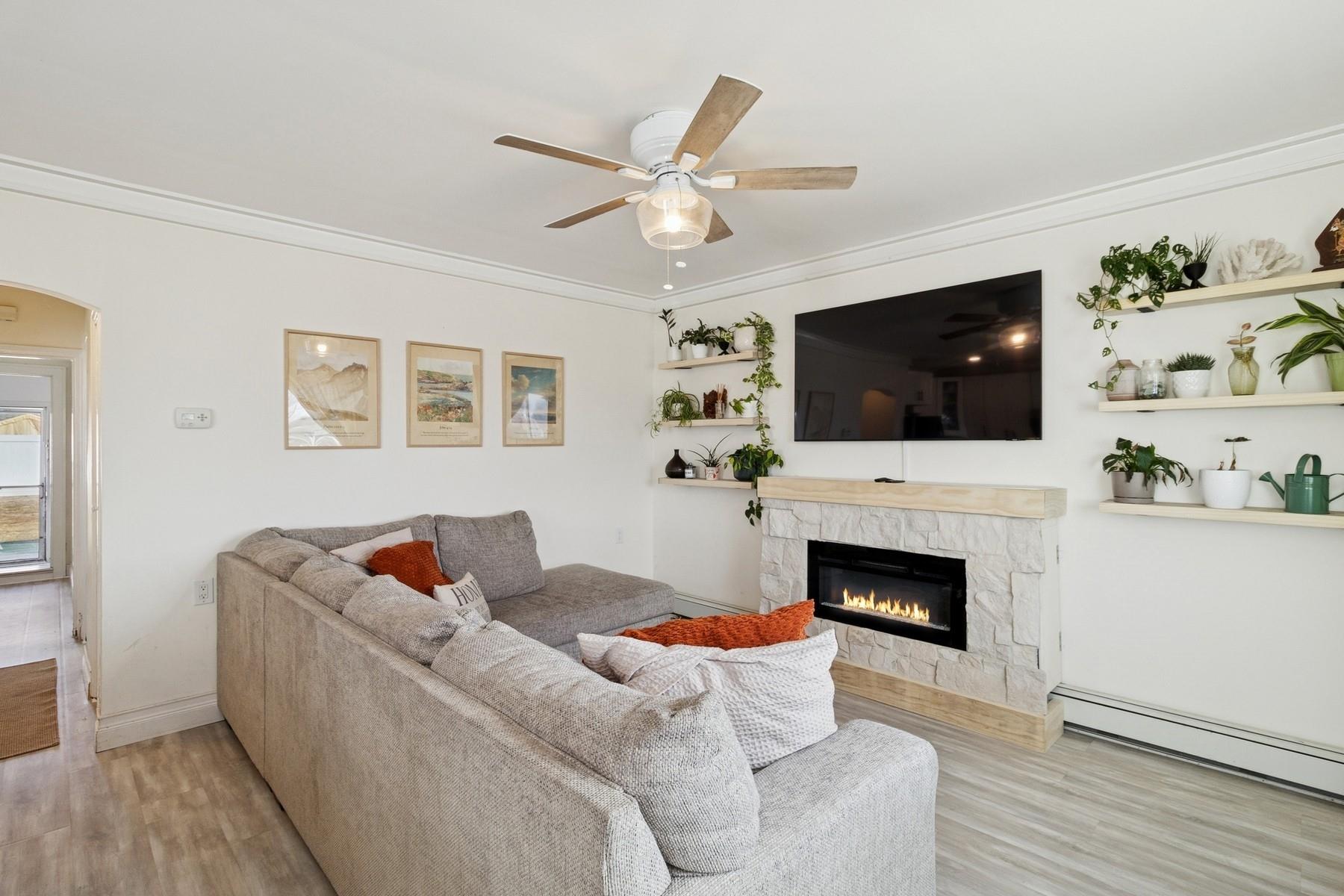 157 E Shore Road