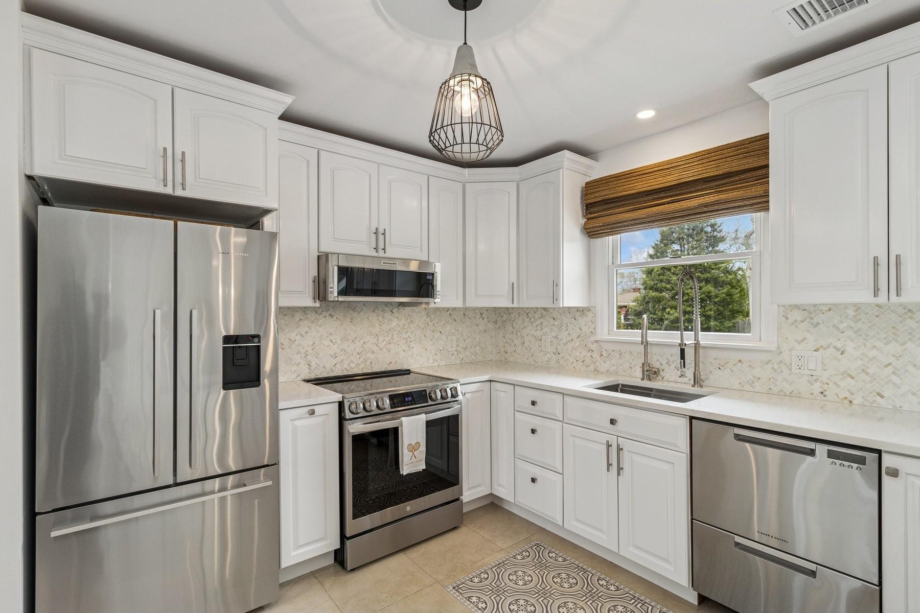 6 Sanderling Lane