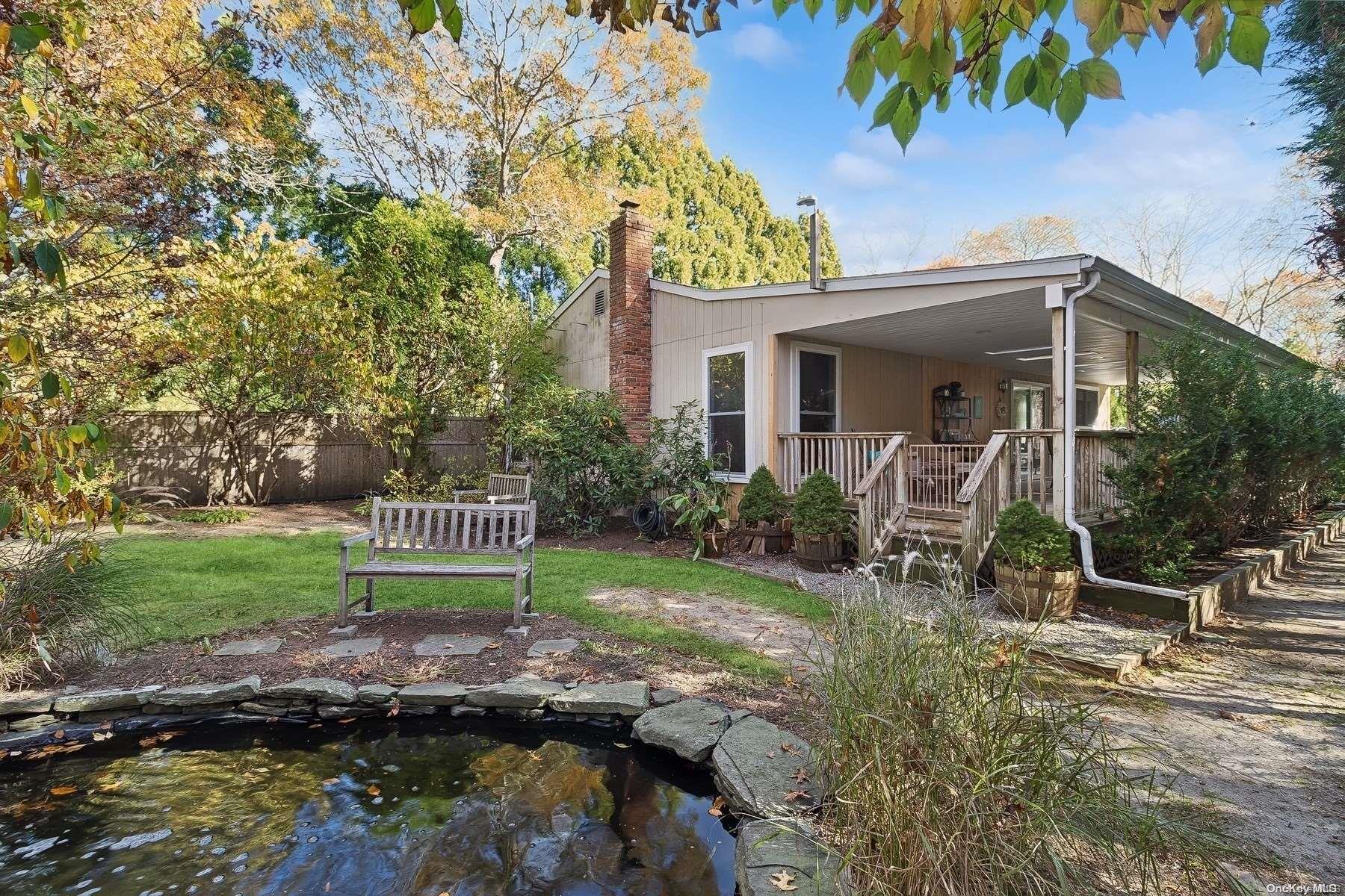 24 Fort Pond Boulevard
