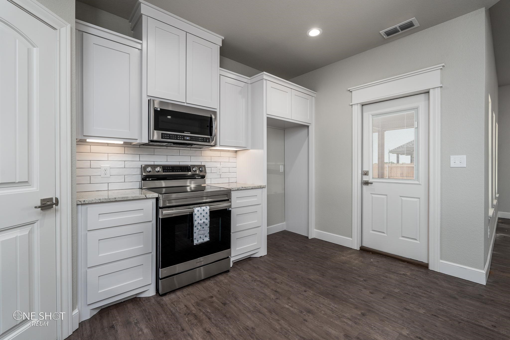 609 Clear Creek Court