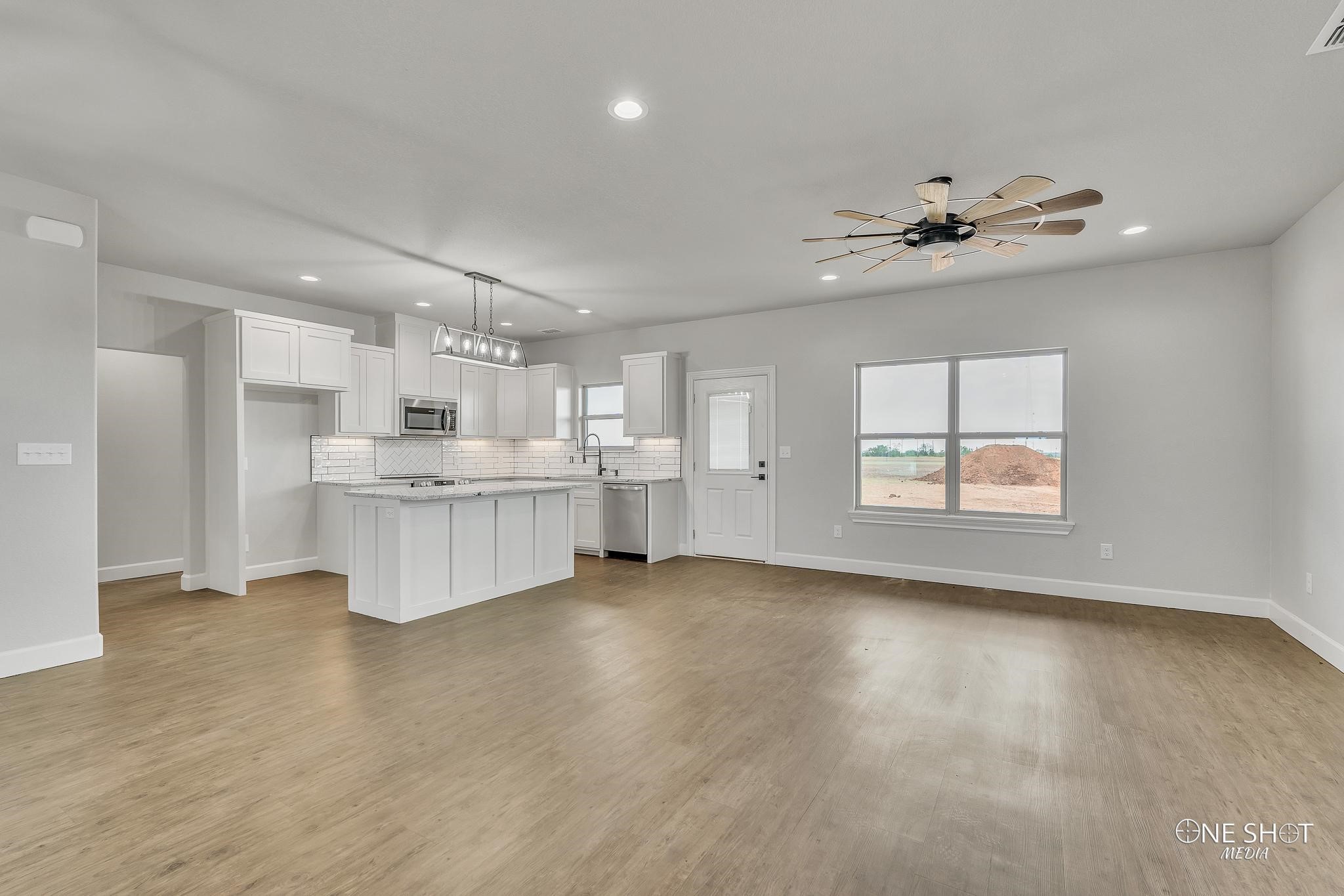 2176 Private Road