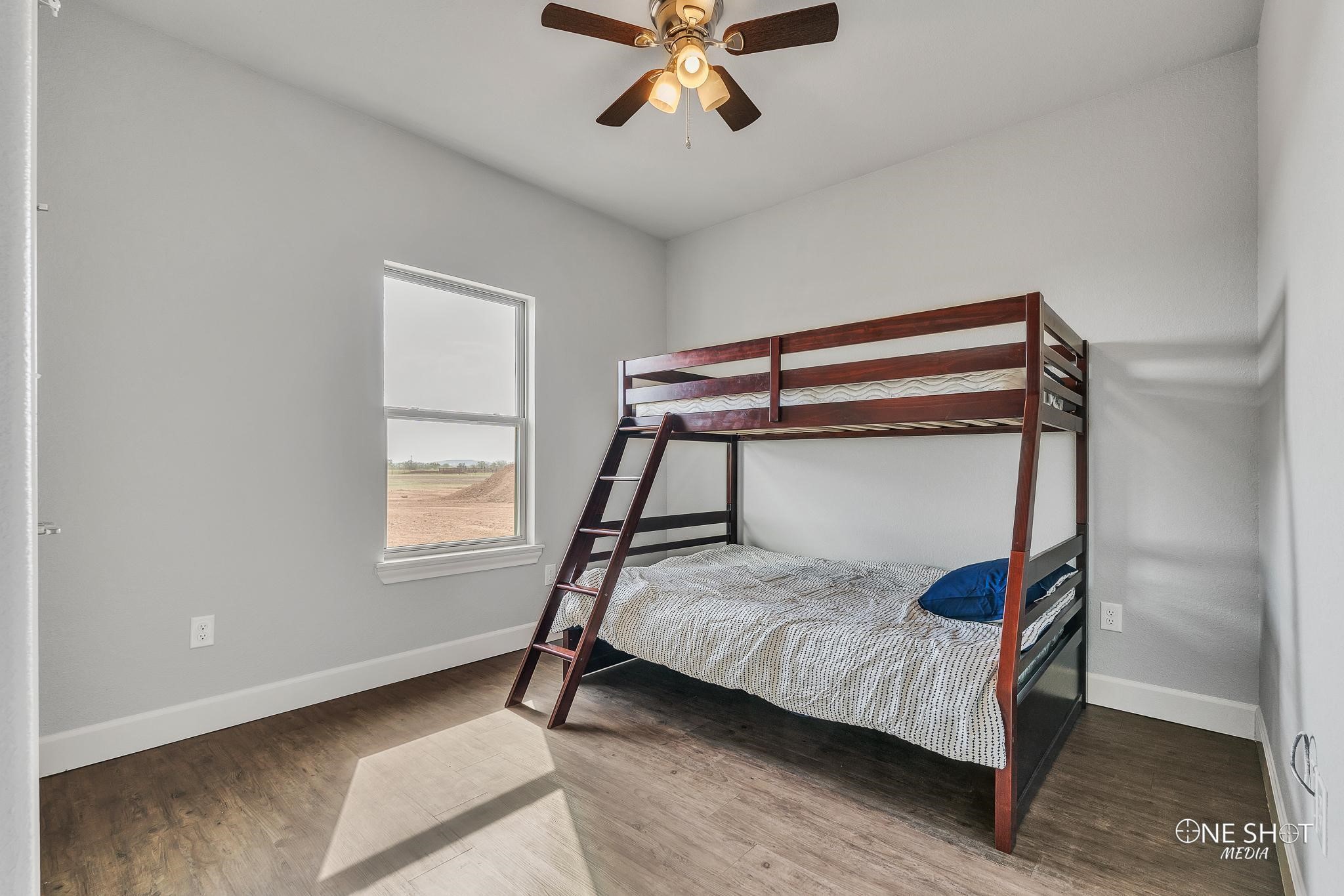 2204 Private Road 4282