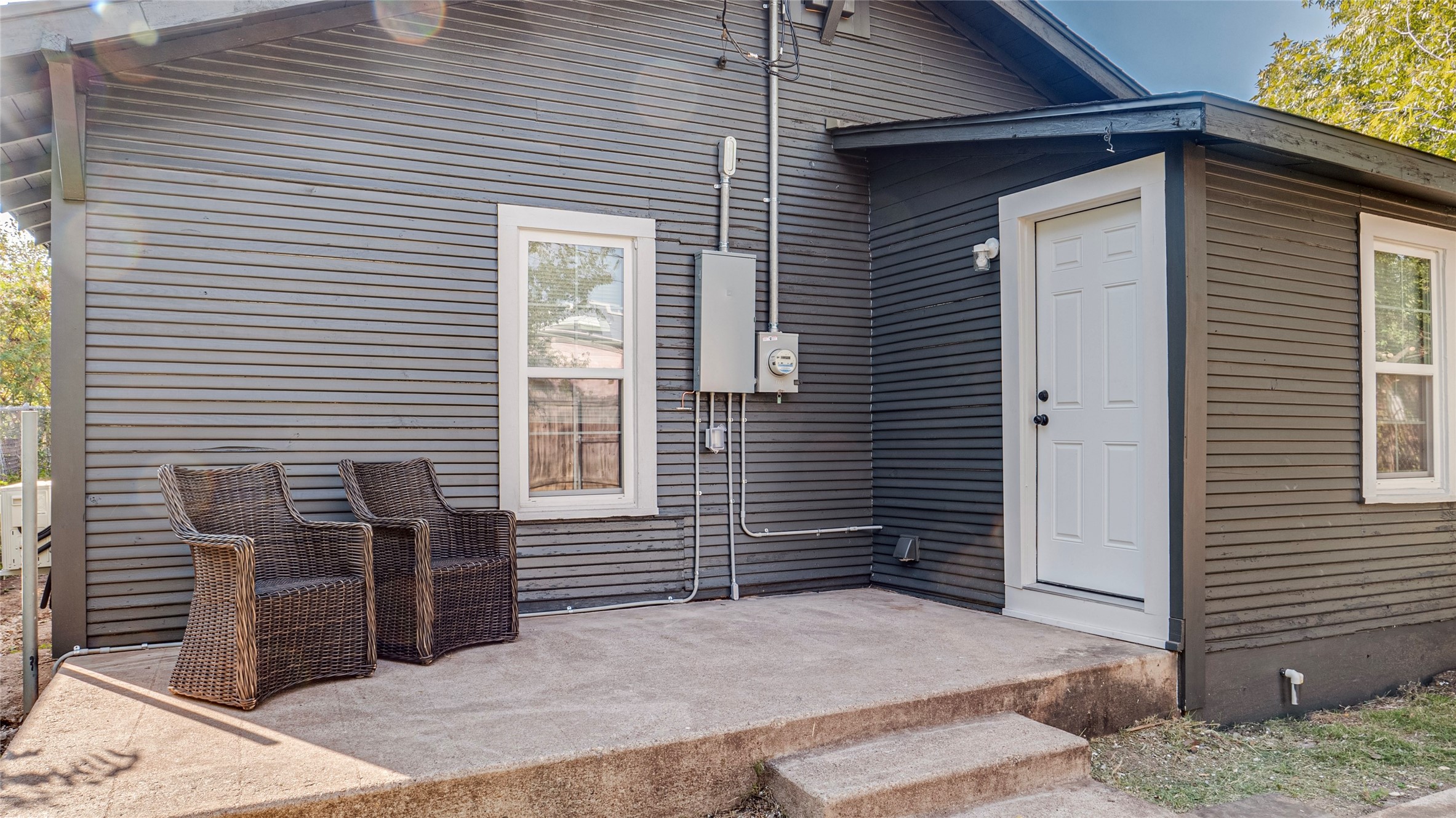 1009 Poplar Street