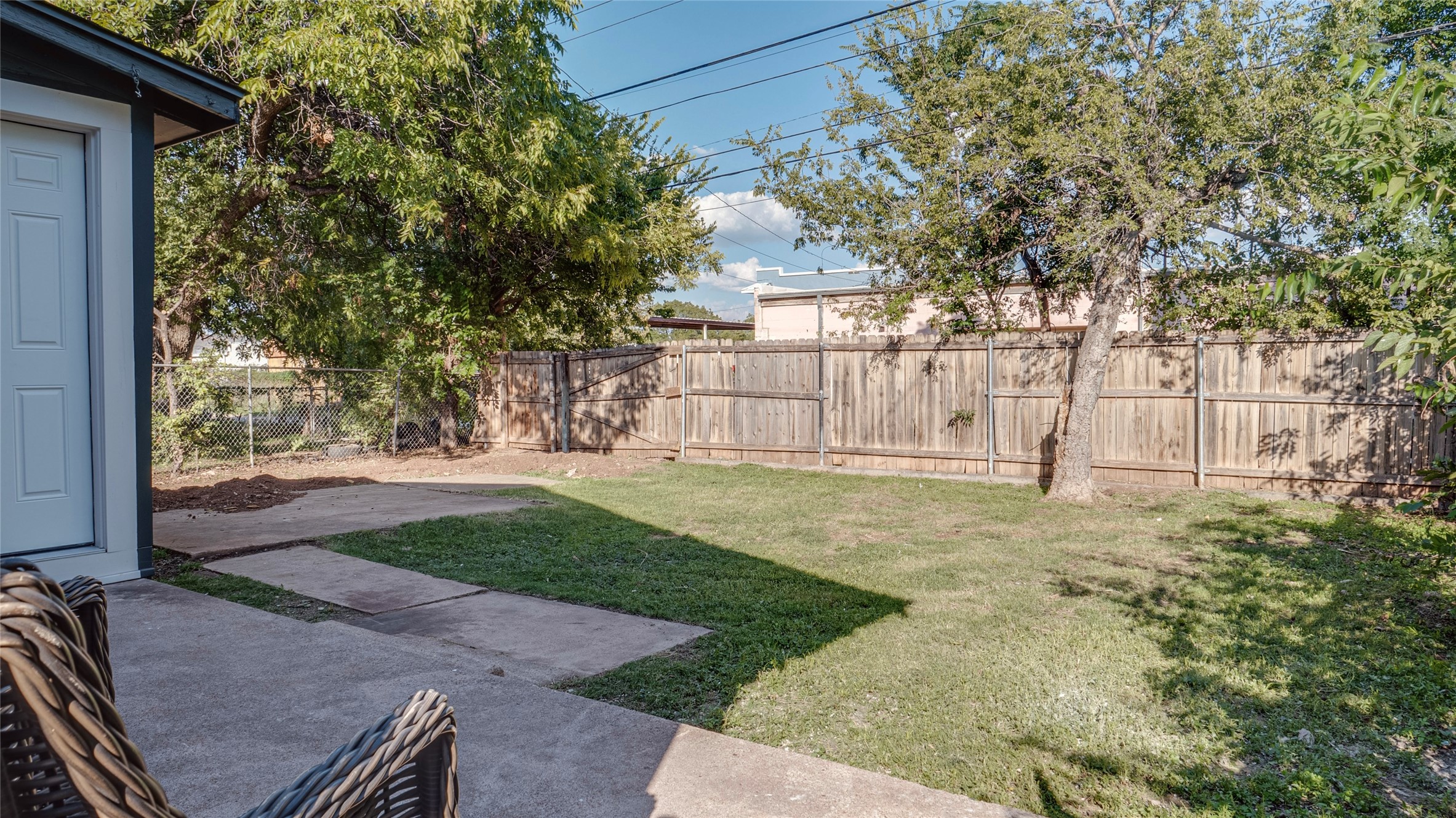 1009 Poplar Street