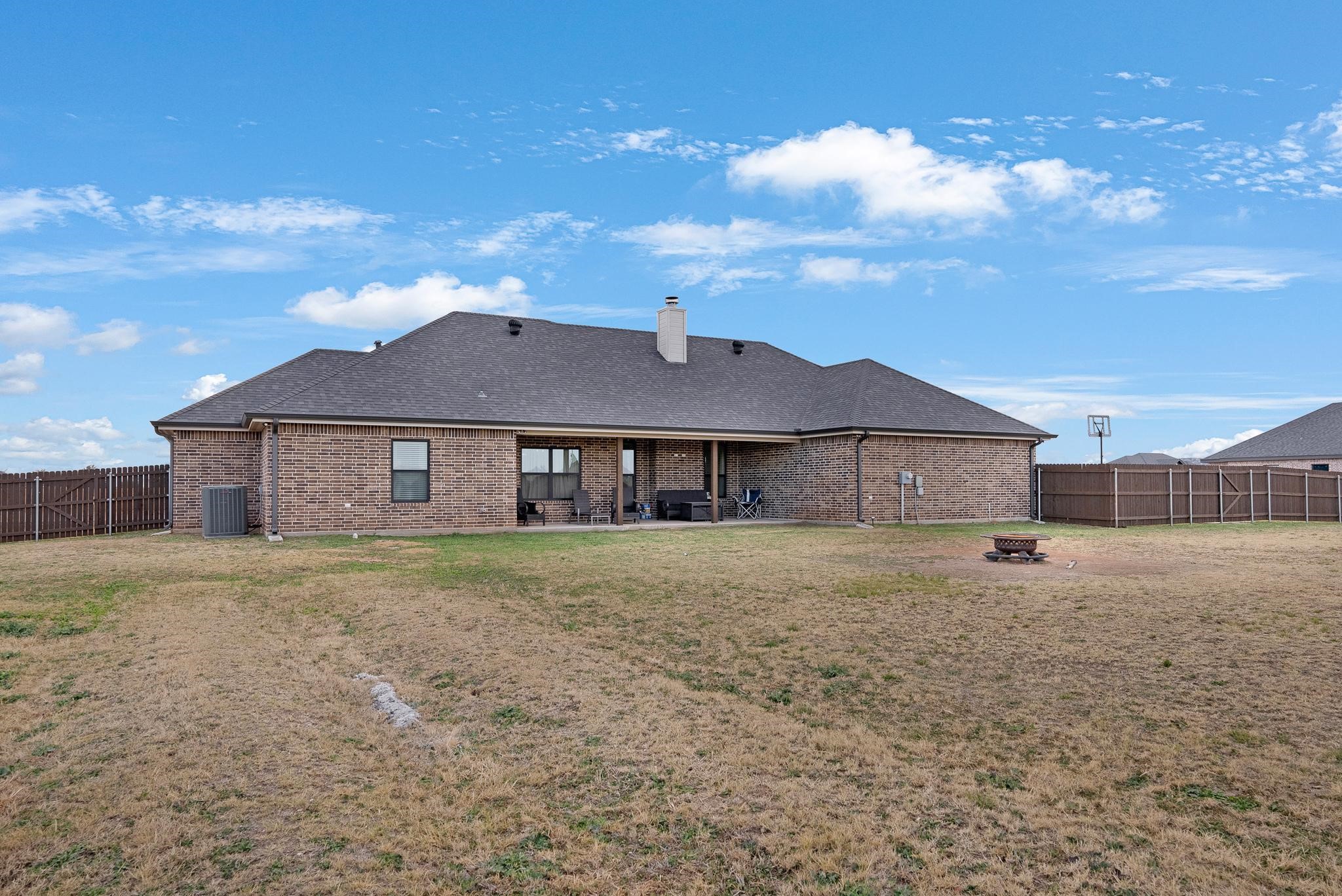 114 Crosswind Trail