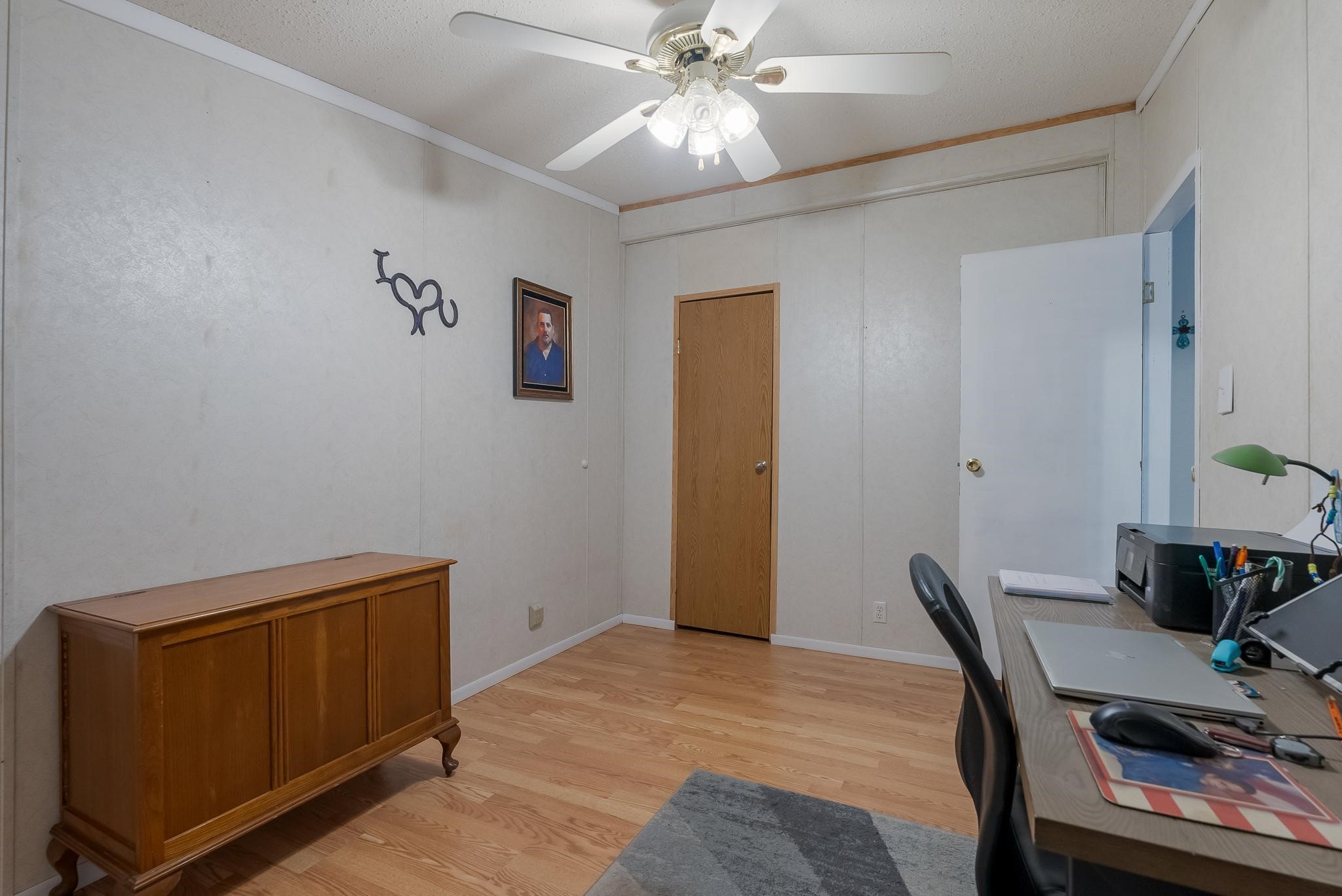 4394 Iroquois Drive
