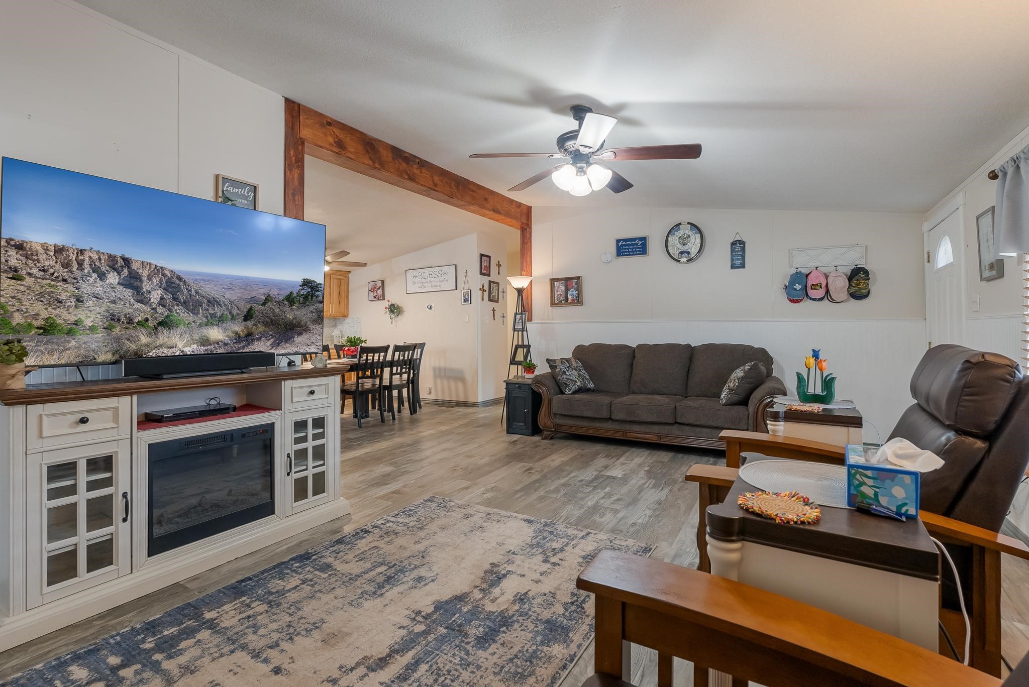 4394 Iroquois Drive