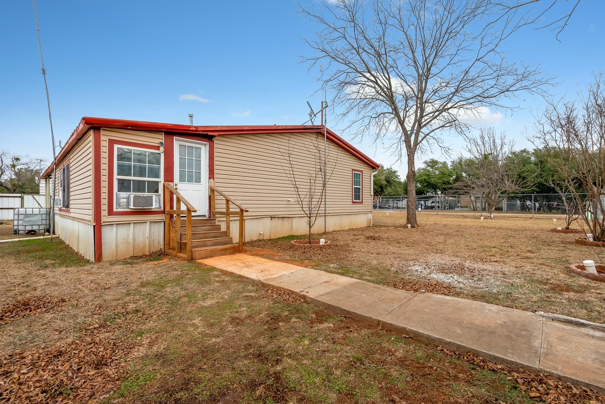 4394 Iroquois Drive