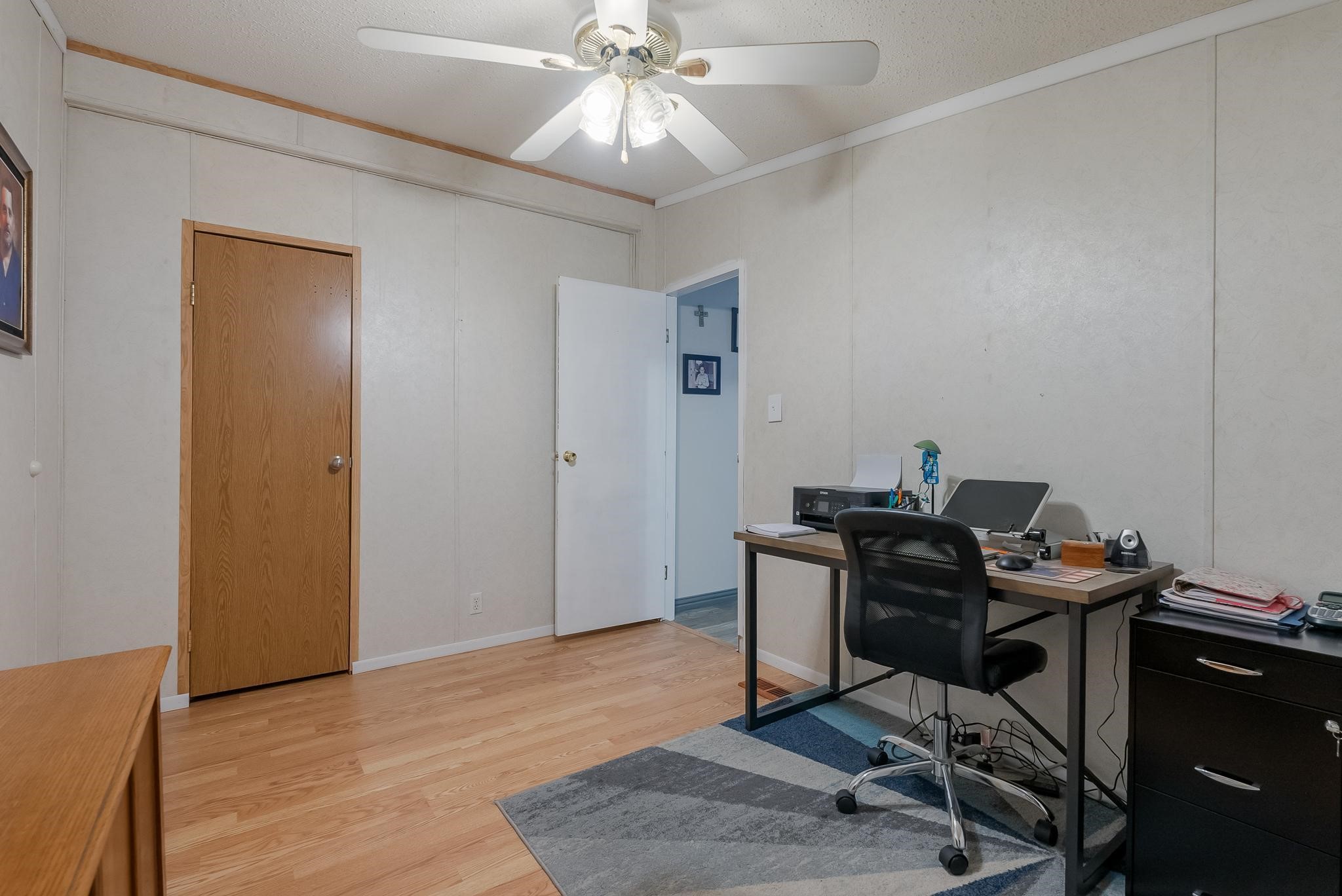 4394 Iroquois Drive