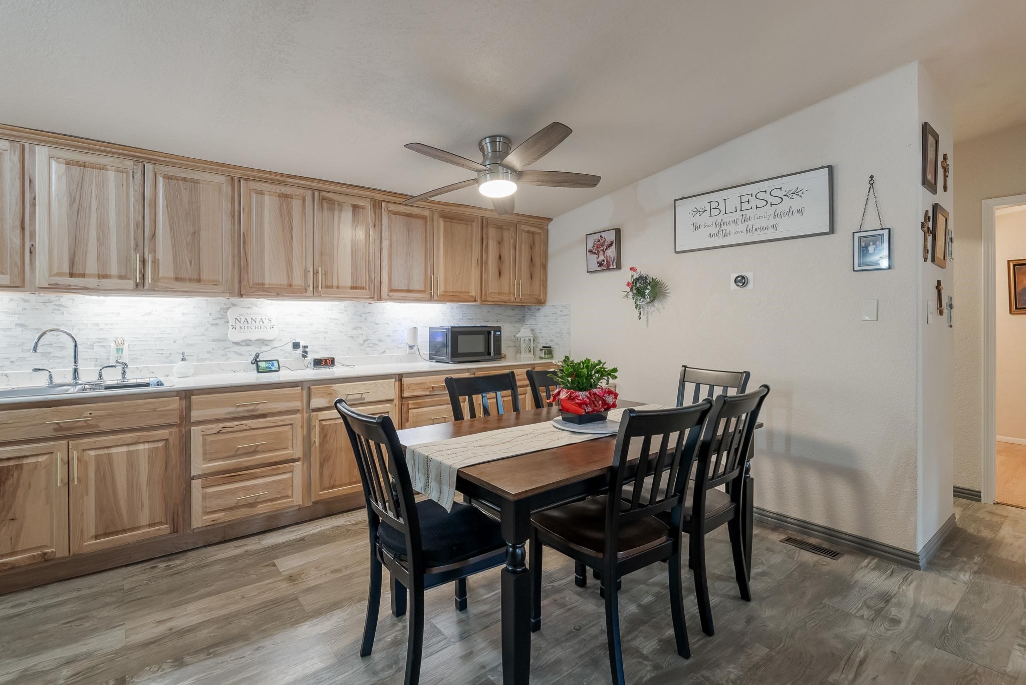 4394 Iroquois Drive