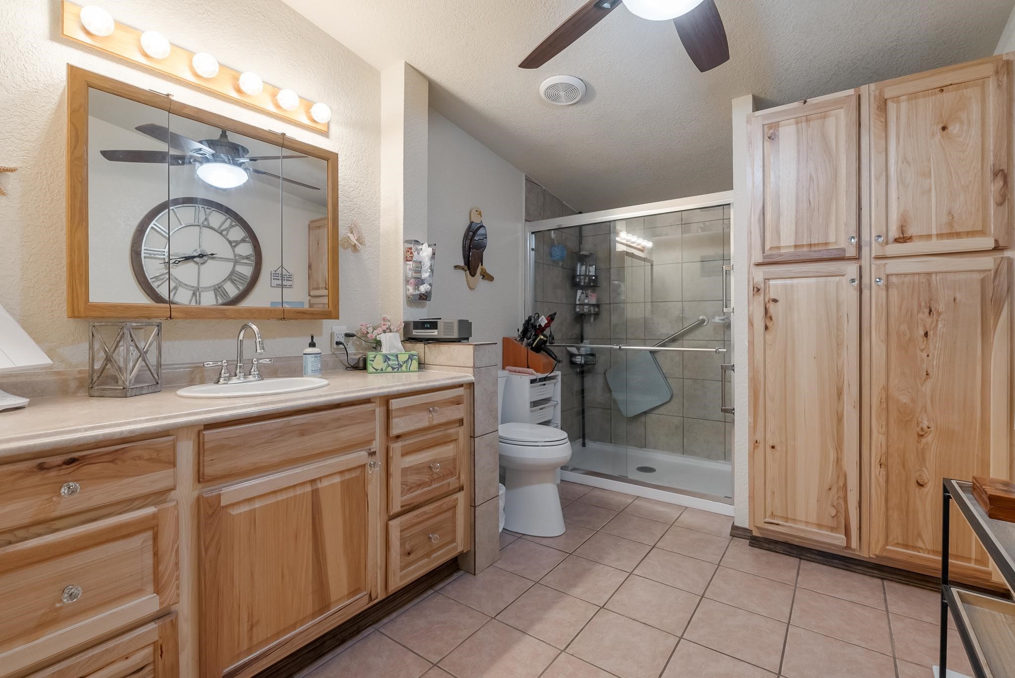 4394 Iroquois Drive