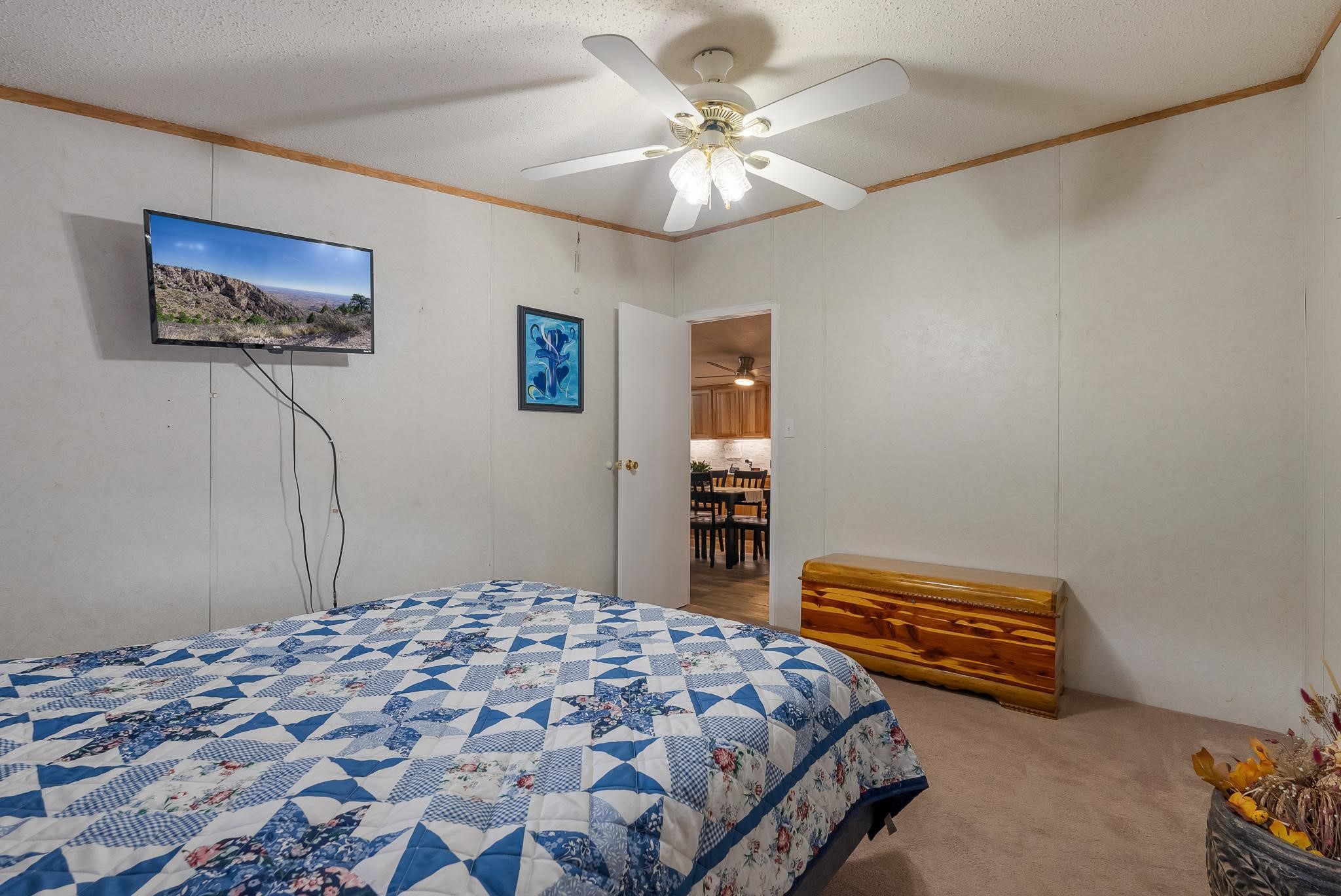 4394 Iroquois Drive