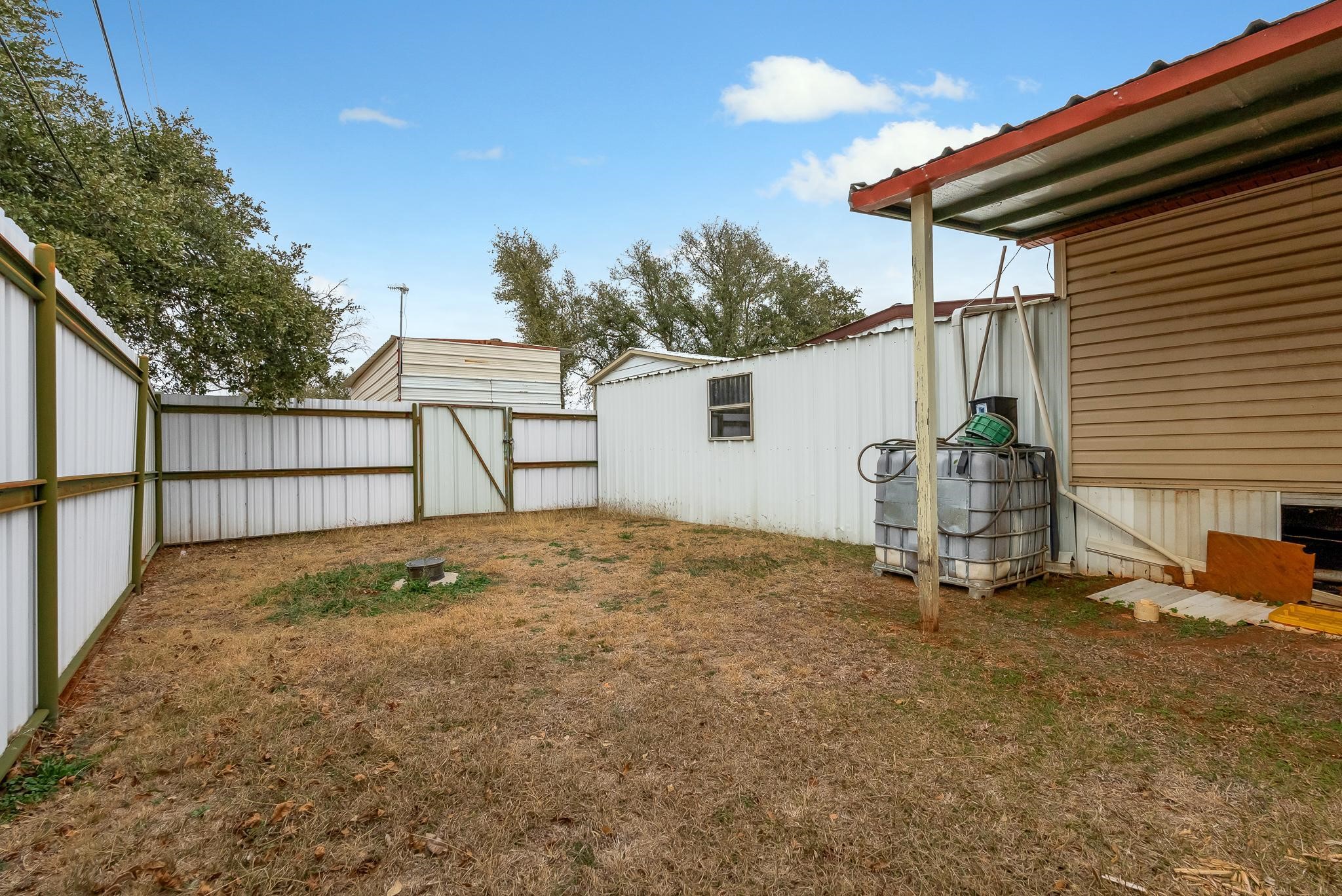 4394 Iroquois Drive