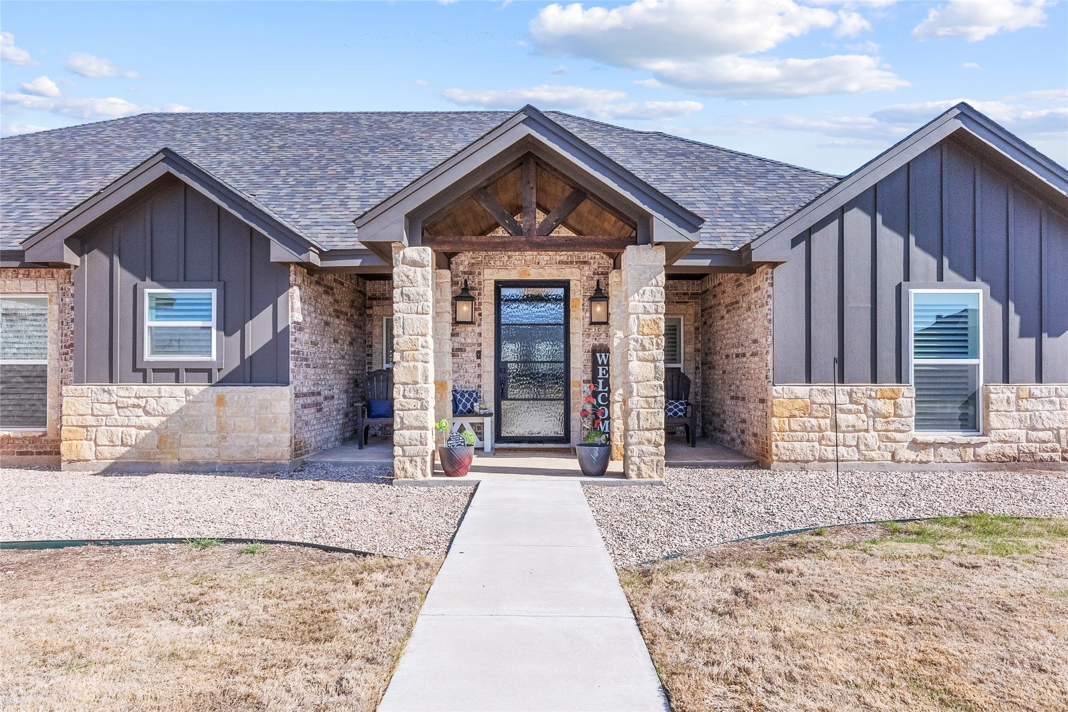 102 El Camino Court