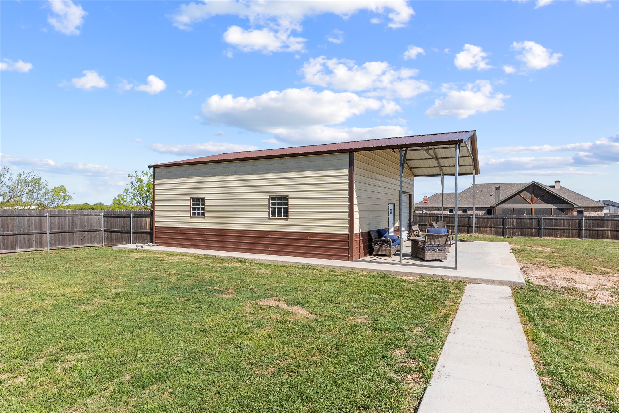 102 El Camino Court