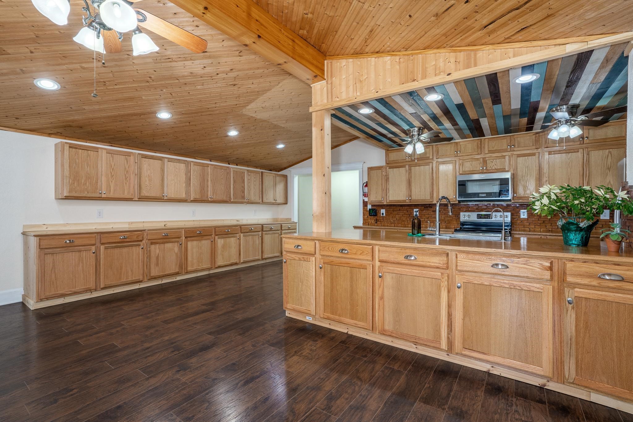 5755 County Road 335