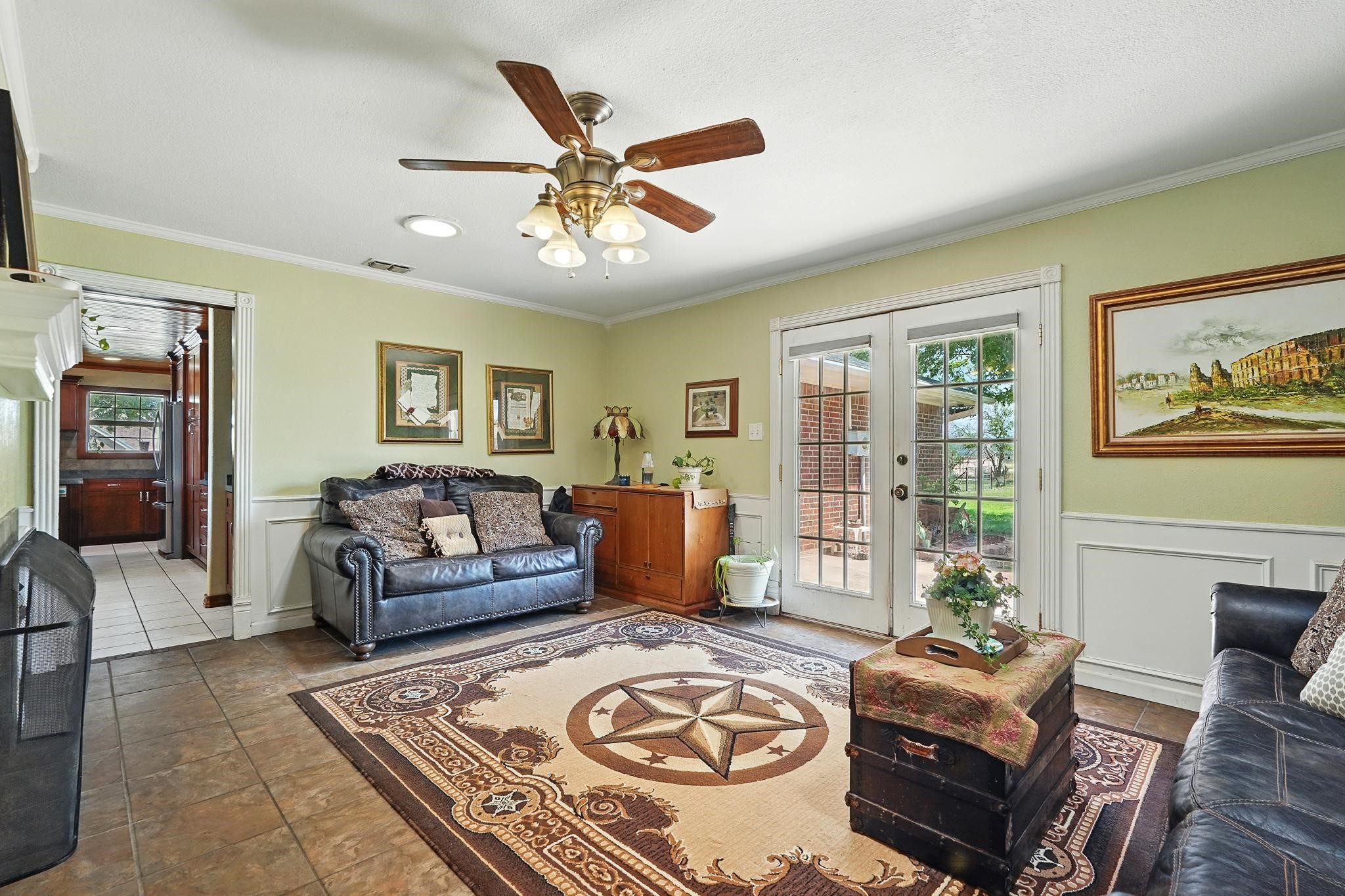 233 Country Place S