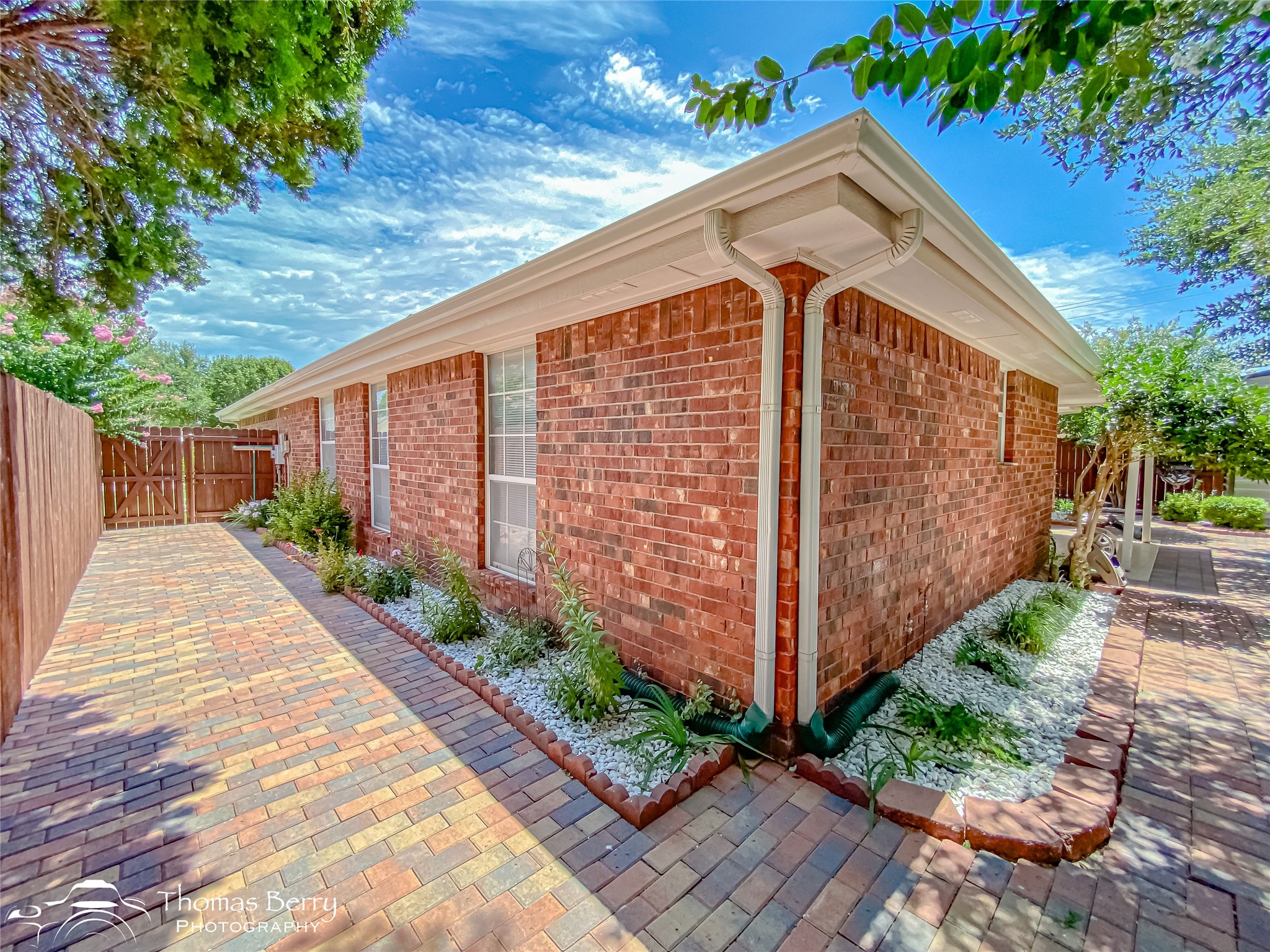 3958 Duke Lane