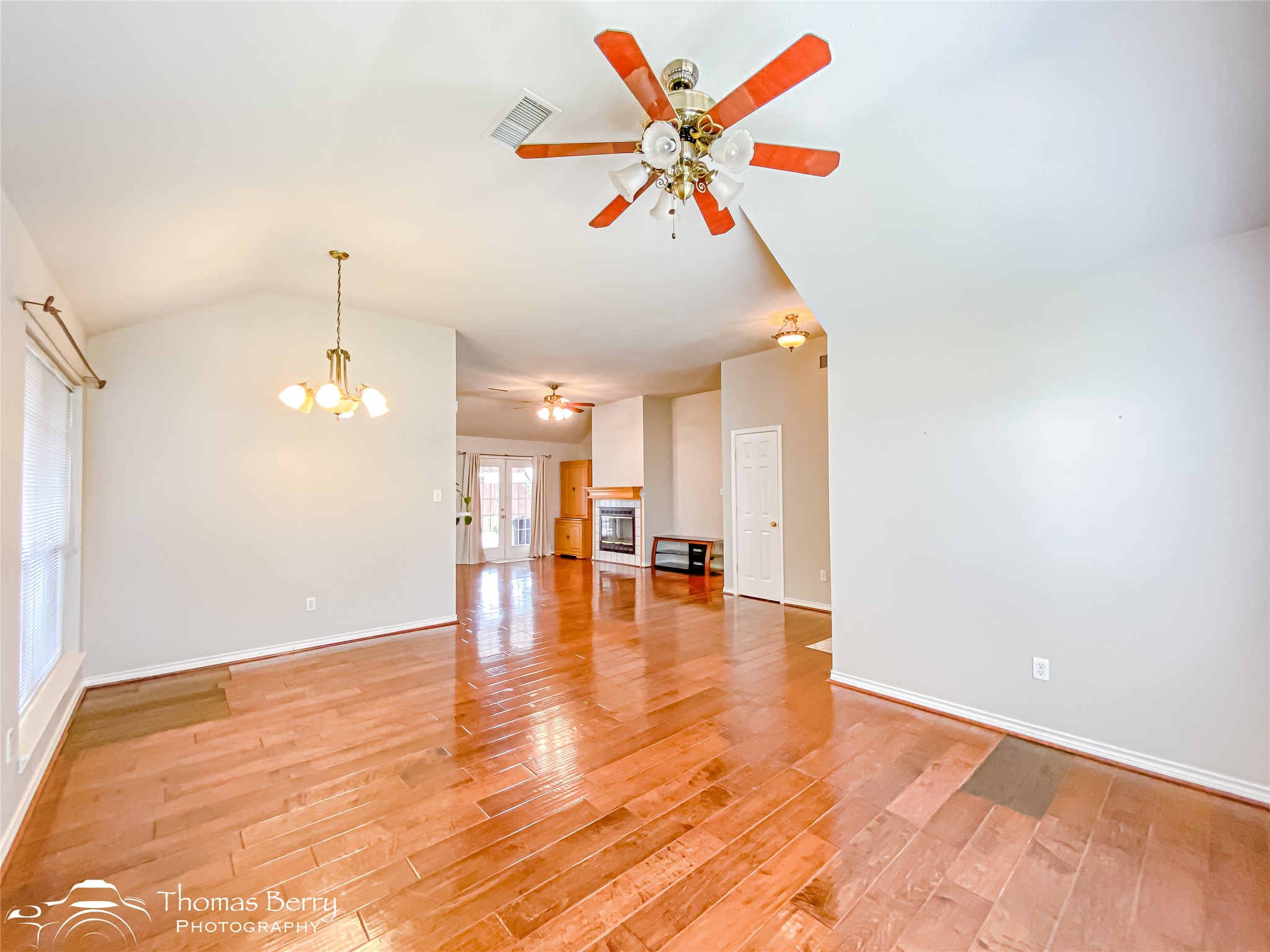 3958 Duke Lane