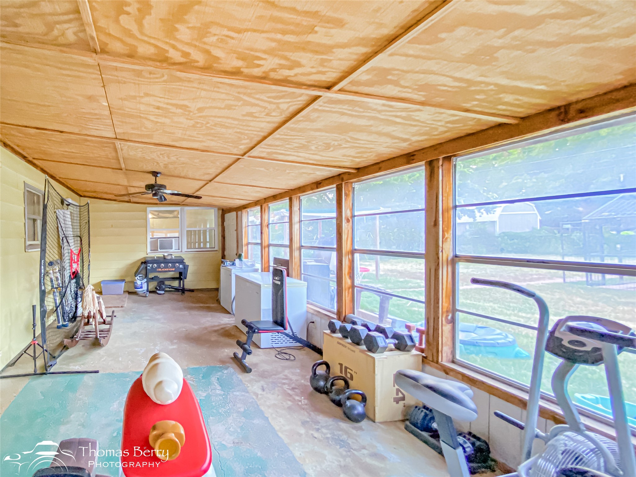 833 Amherst Drive