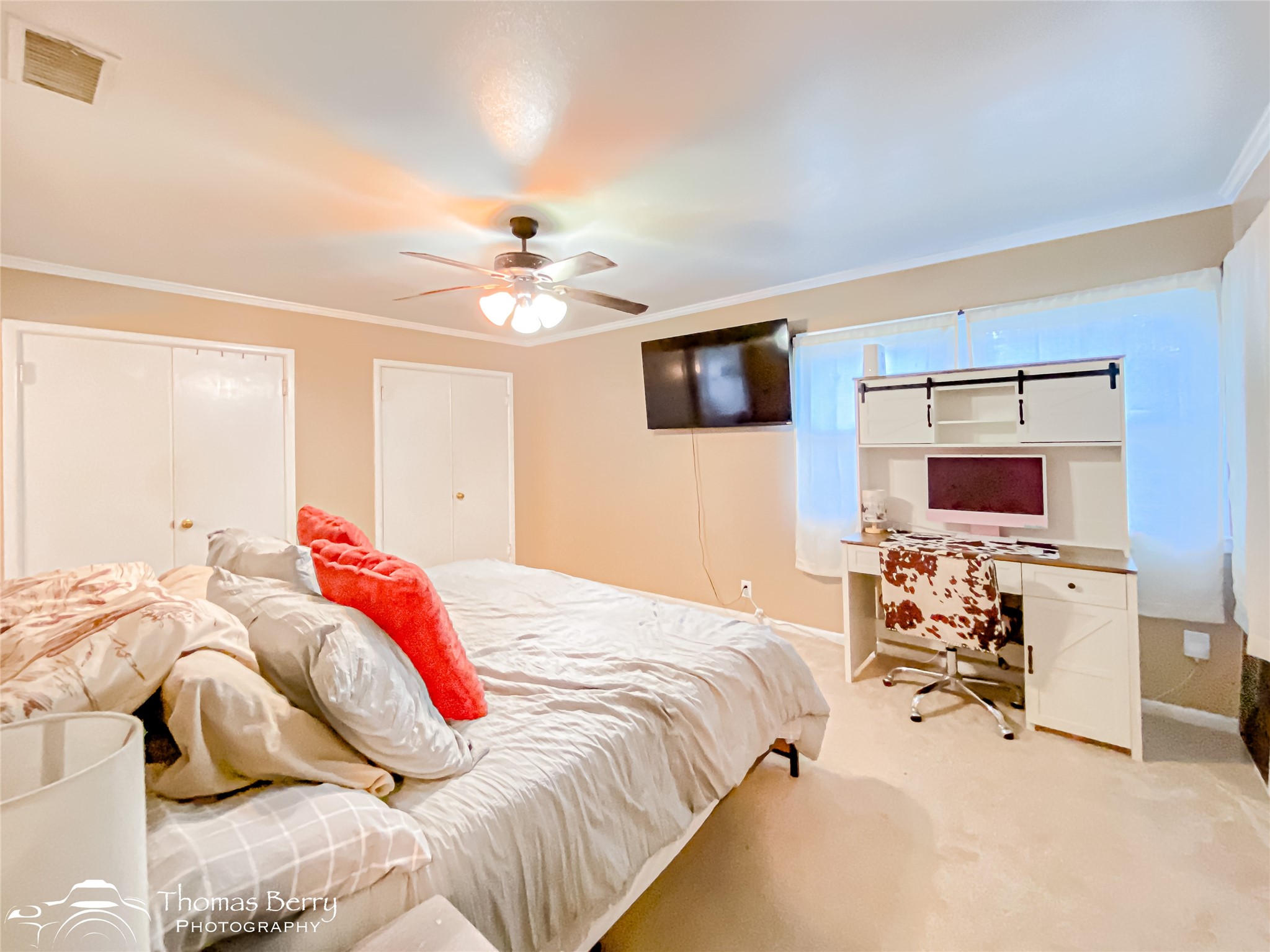 833 Amherst Drive