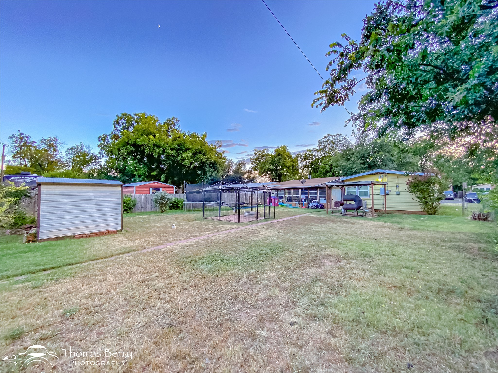 833 Amherst Drive