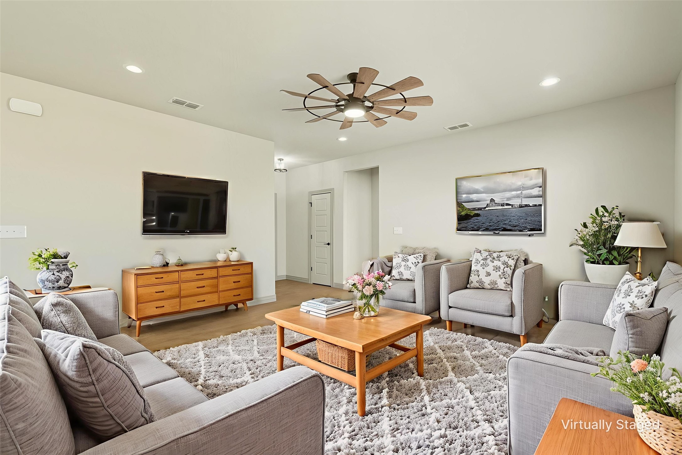 2133 Pvt Rd 4282
