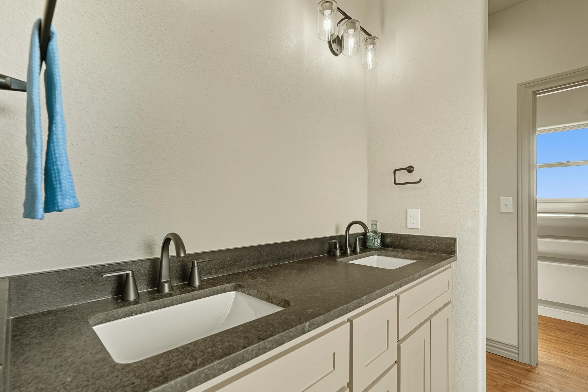 2133 Pvt Rd 4282