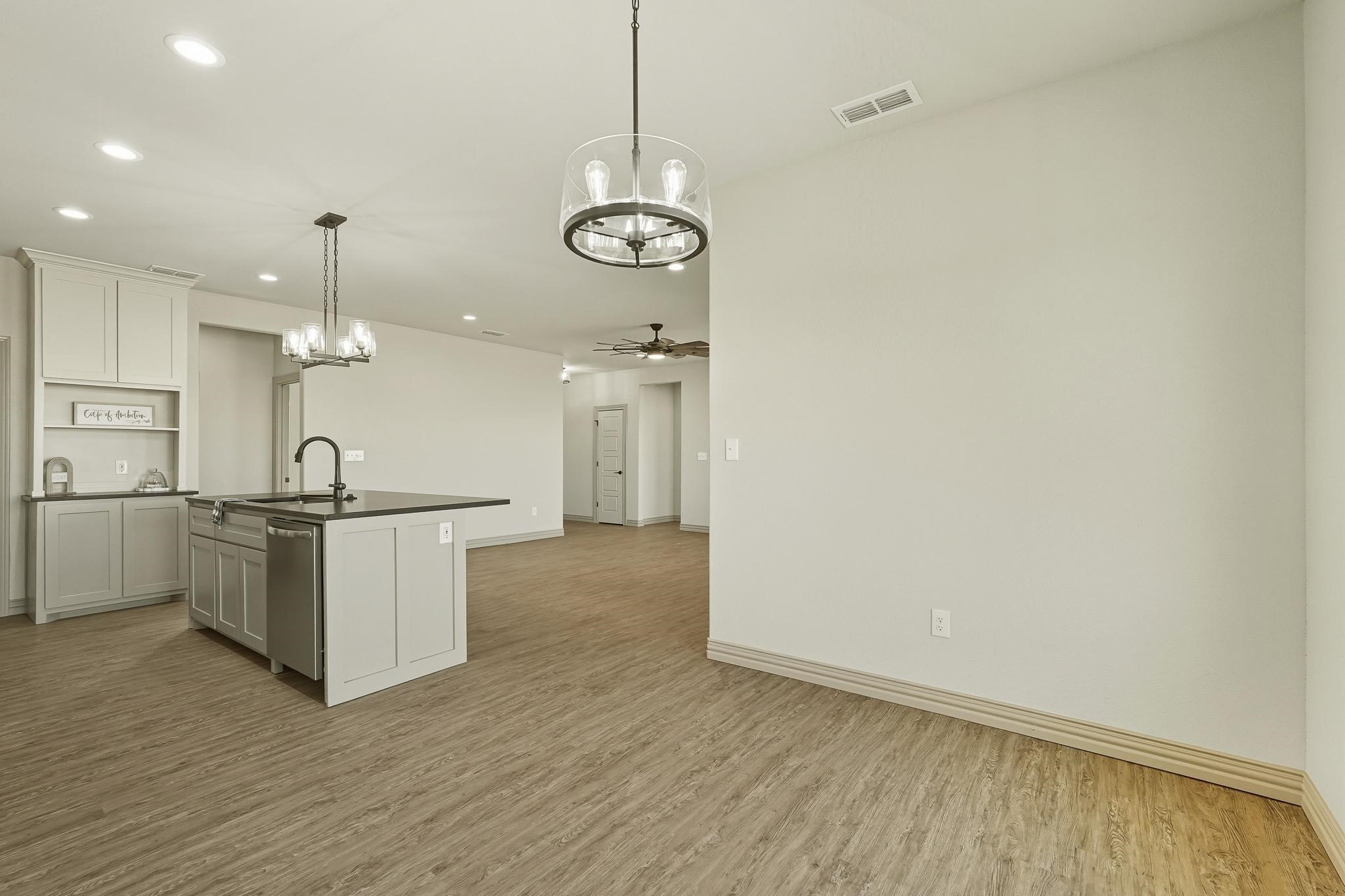 2133 Pvt Rd 4282