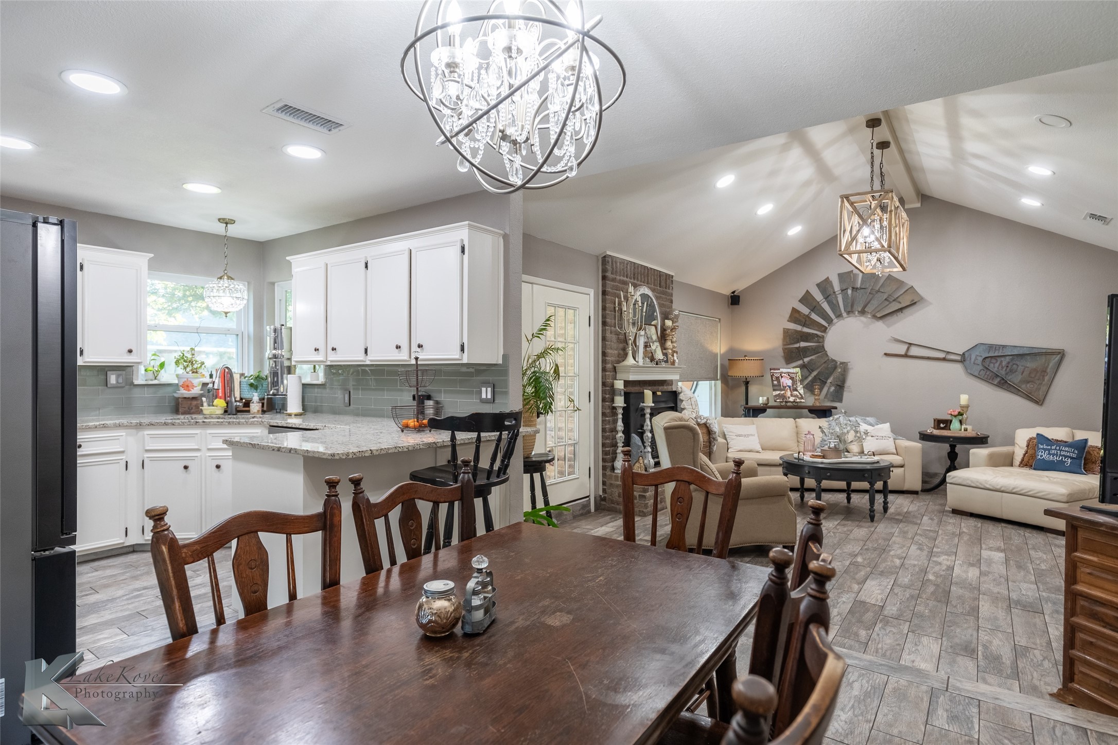 1533 Sir Thopas Court