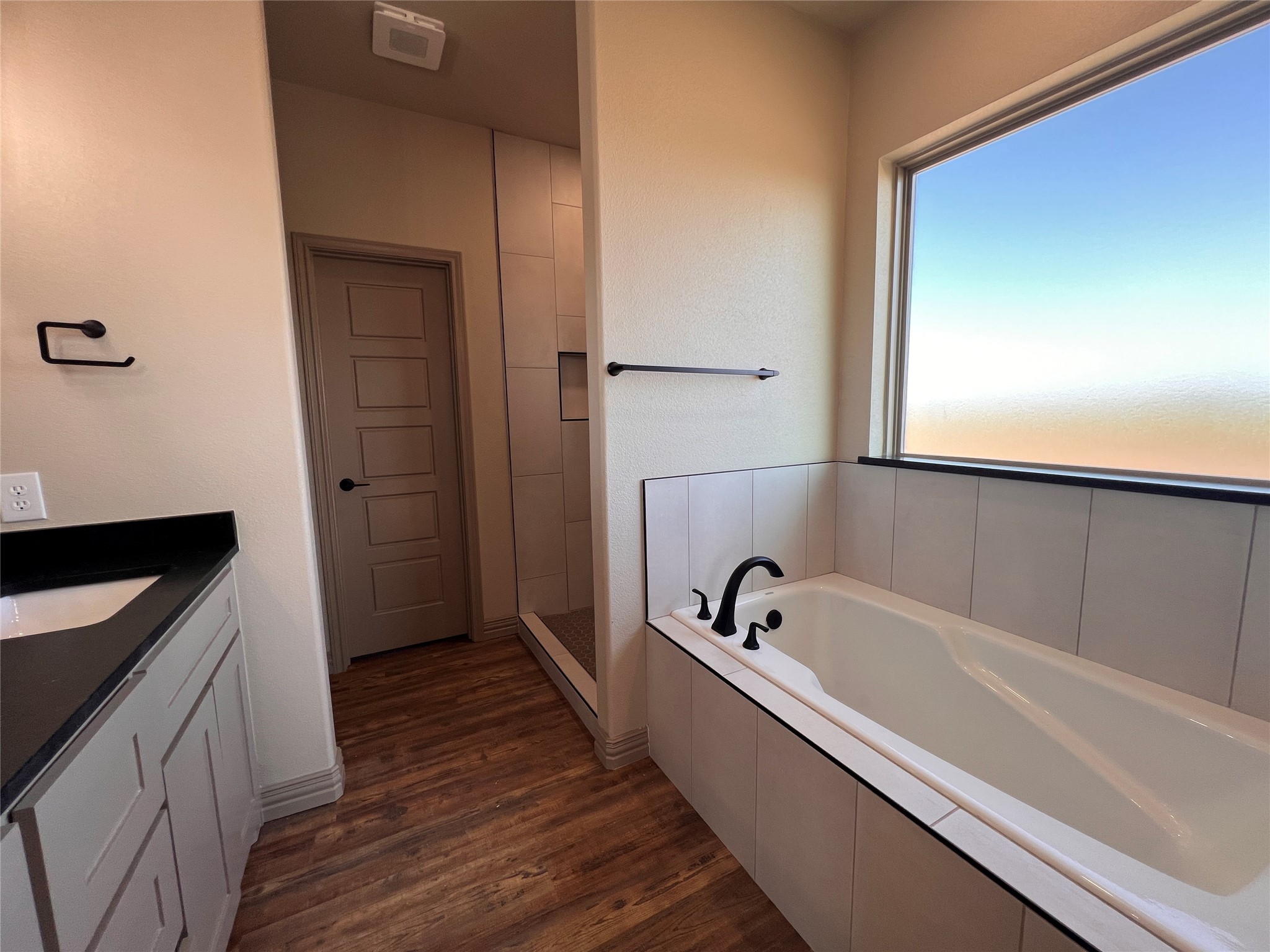 2345 Private Road 4282