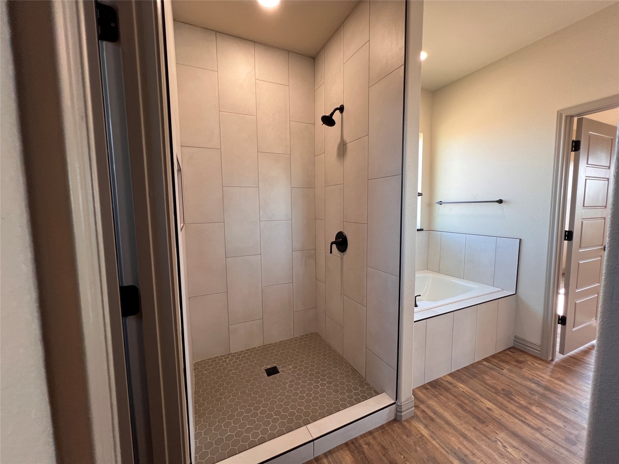 2345 Private Road 4282