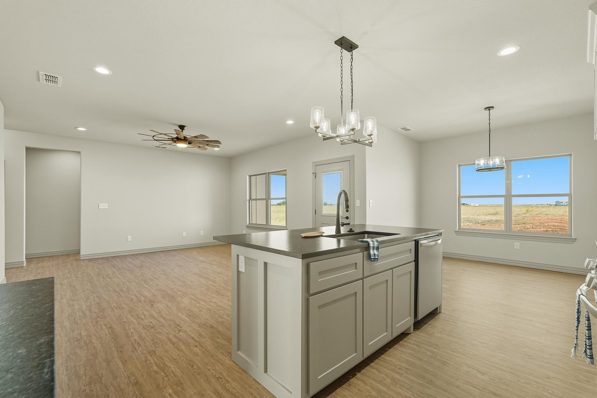 2345 Private Road 4282