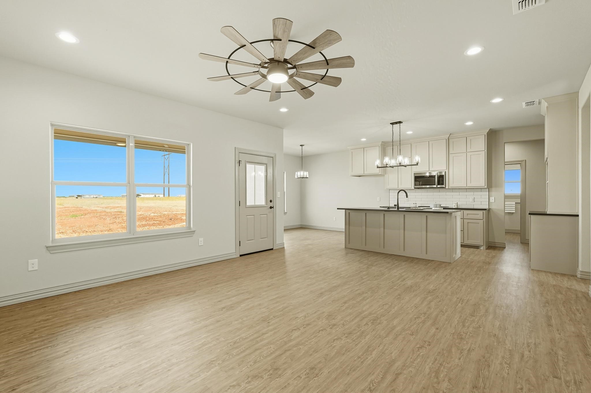 2345 Private Road 4282