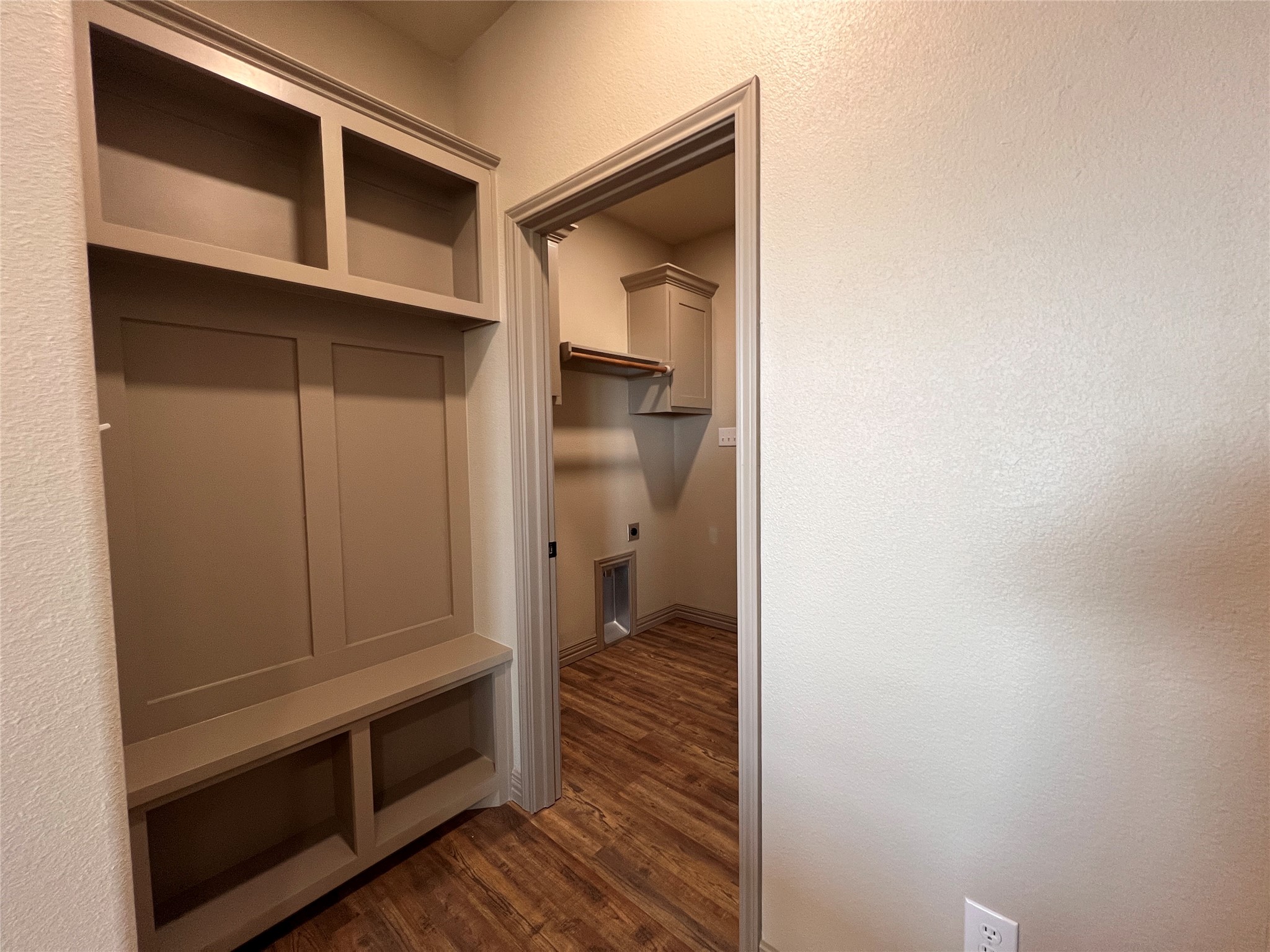 2345 Private Road 4282