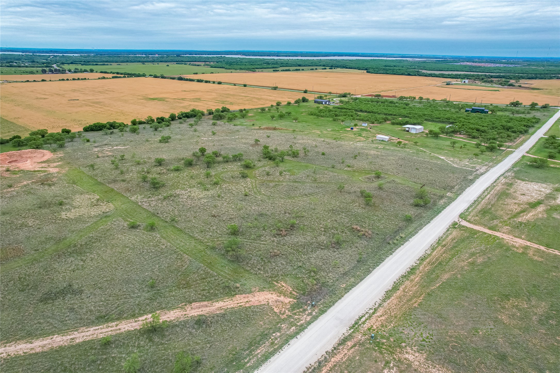 1376 Private Road 3390