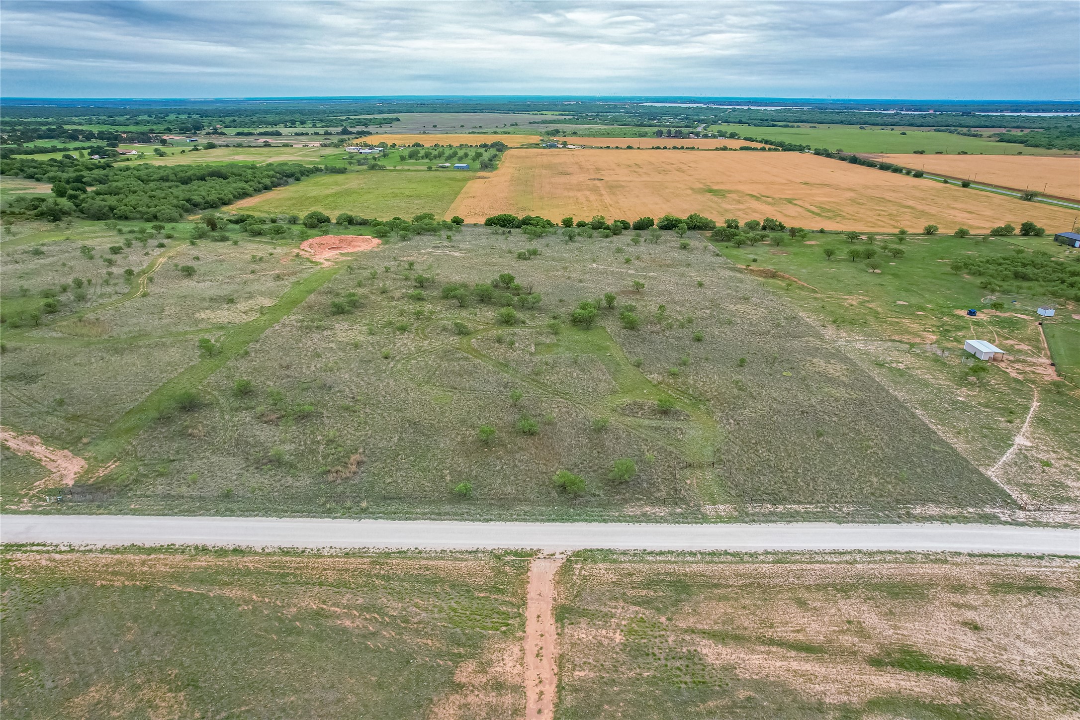 1376 Private Road 3390
