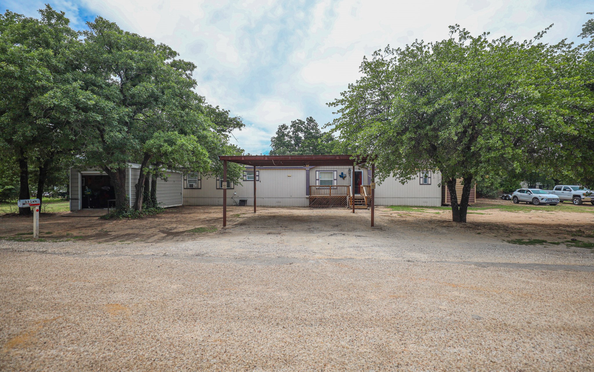 720 Red Oak Farm Road