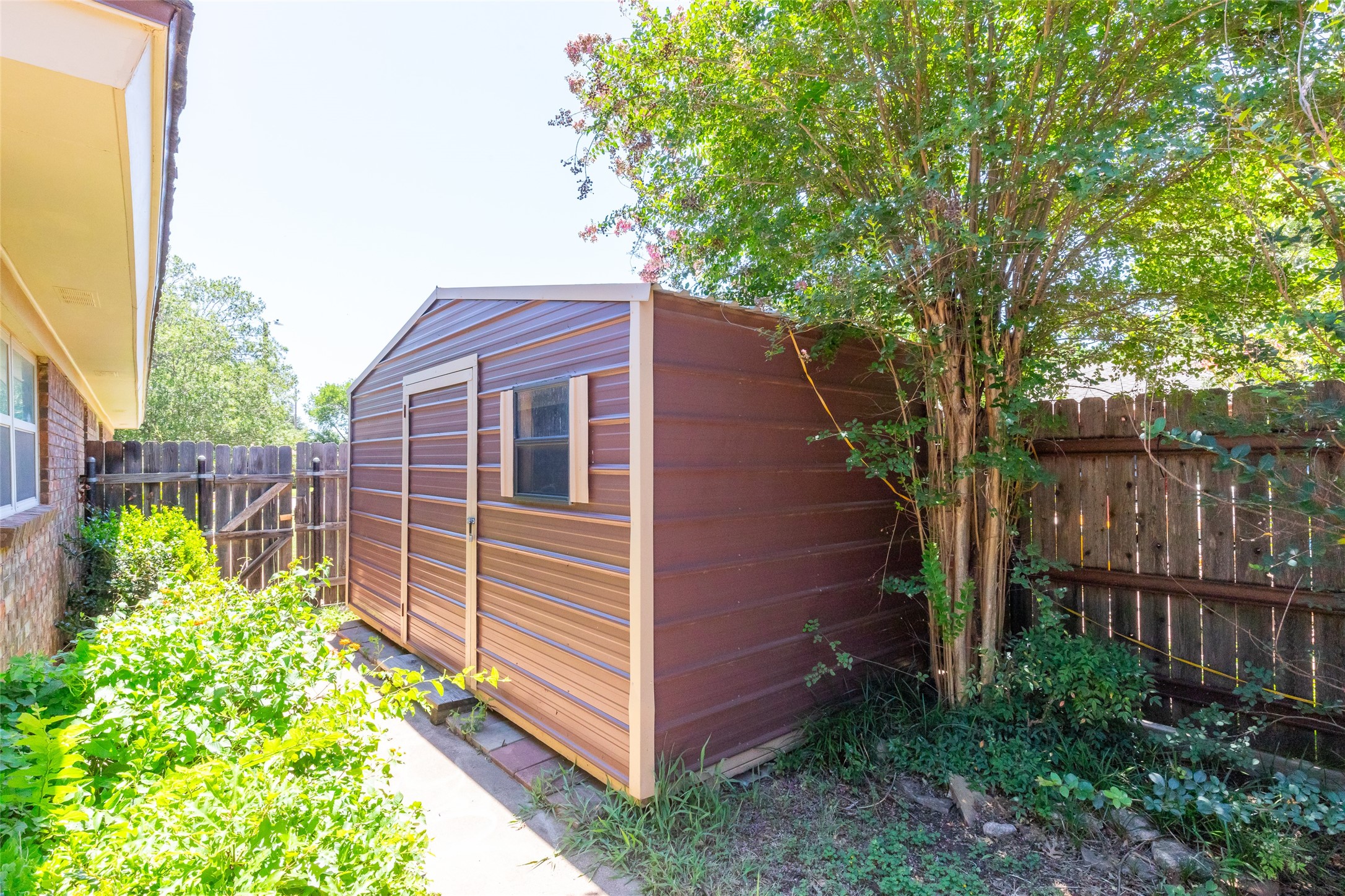 4334 Caprock Road