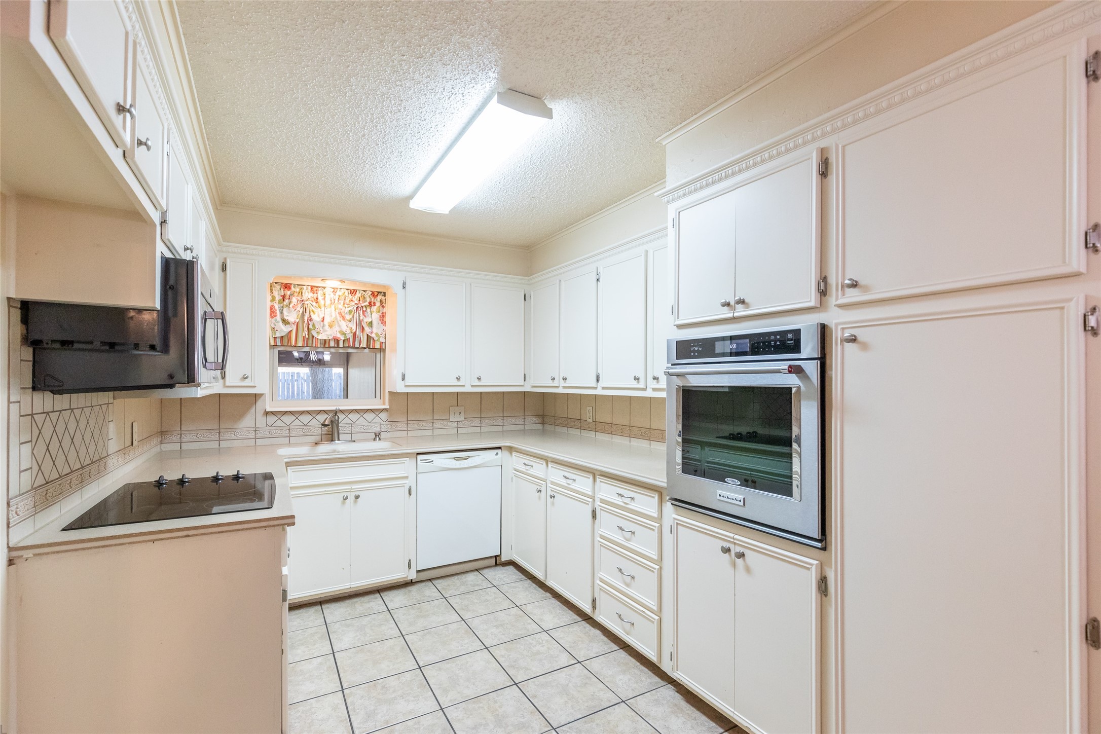 4334 Caprock Road