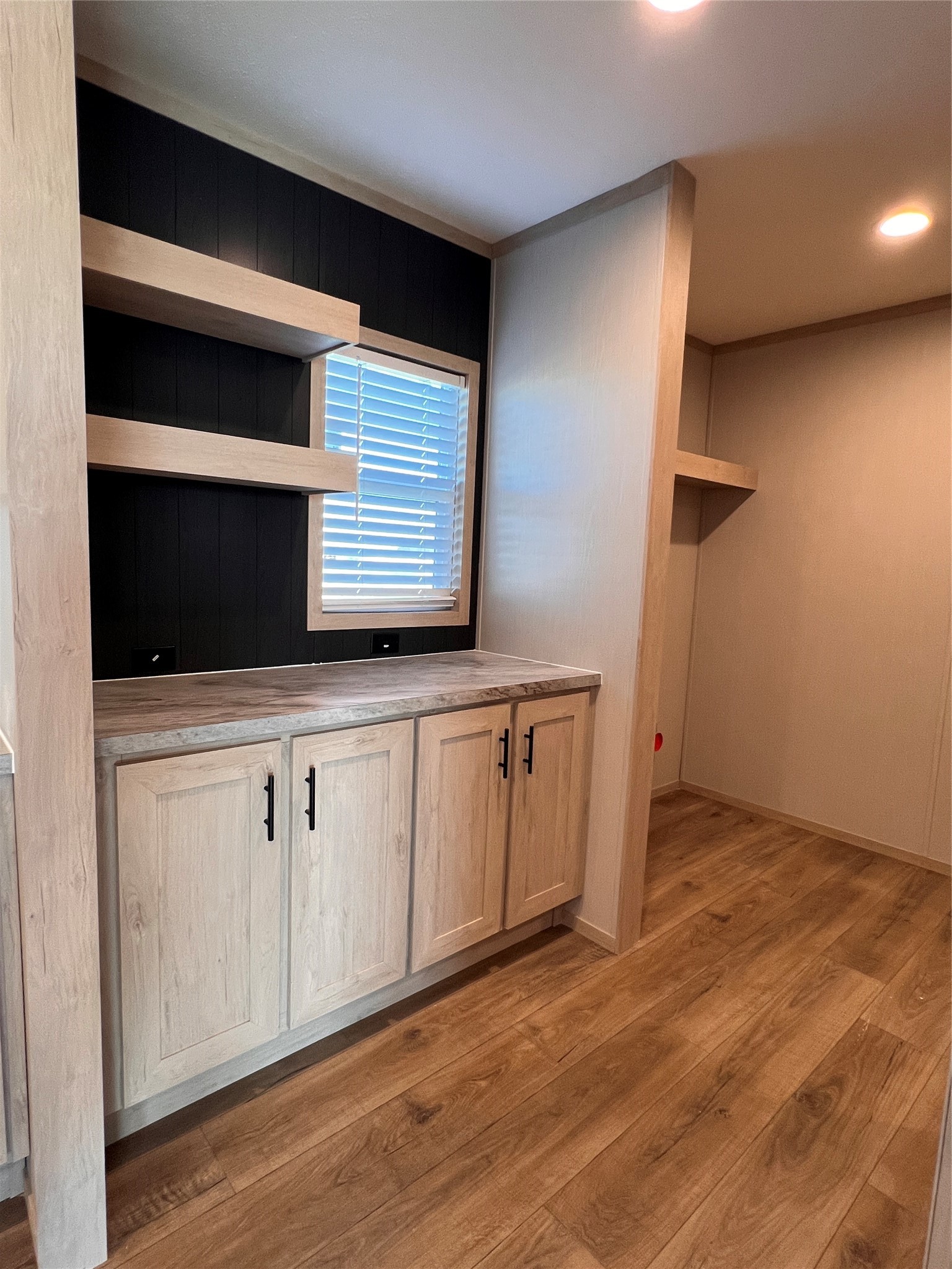 4170 Pvt Rd 4284